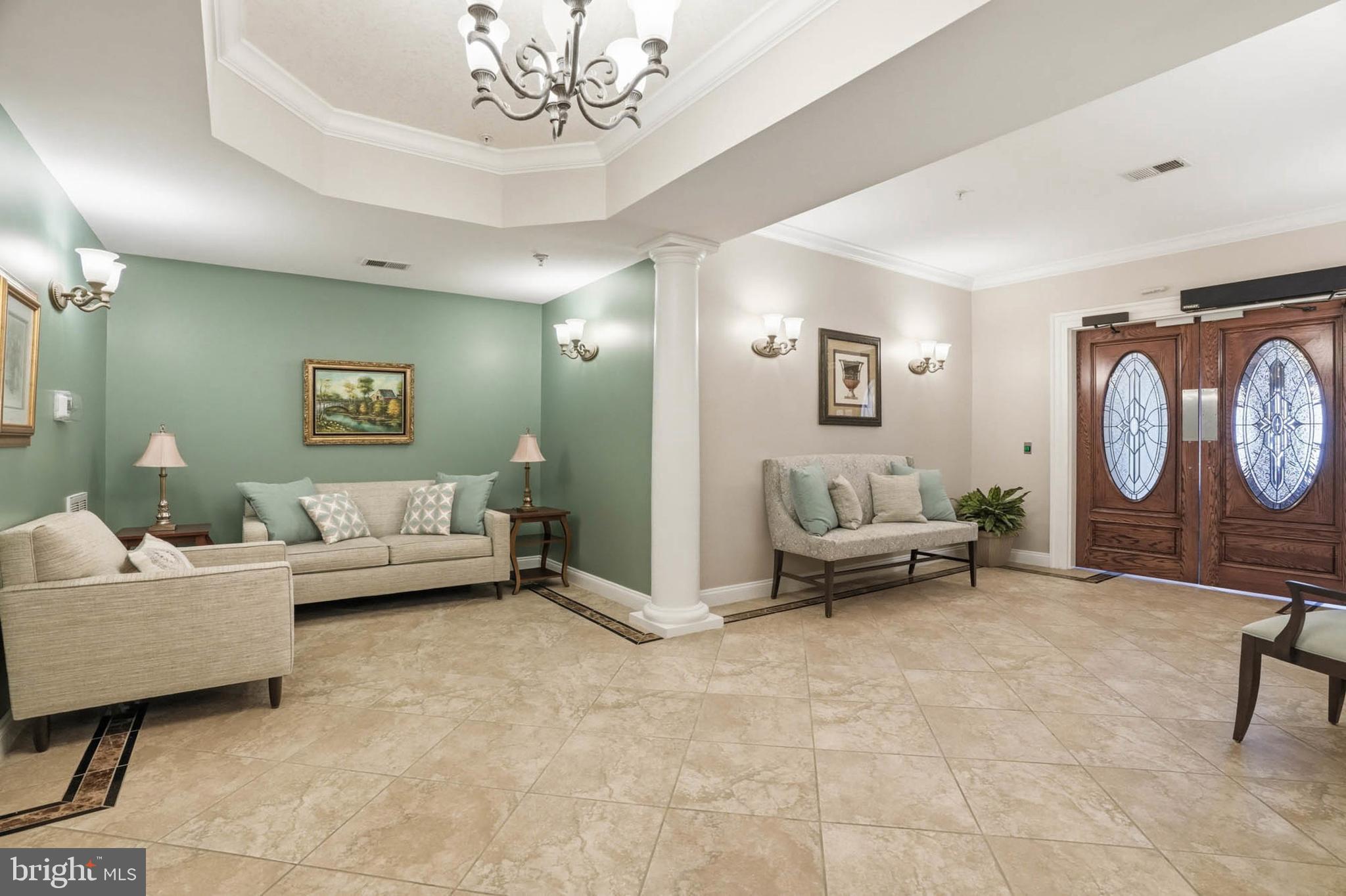 6150 SHADYWOOD ROAD 401