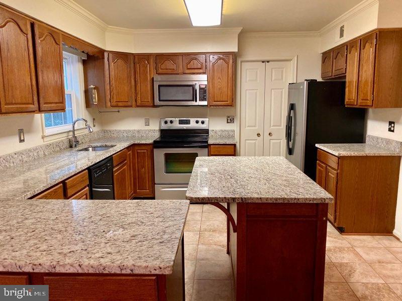 WESTRIDGE - Residential Lease