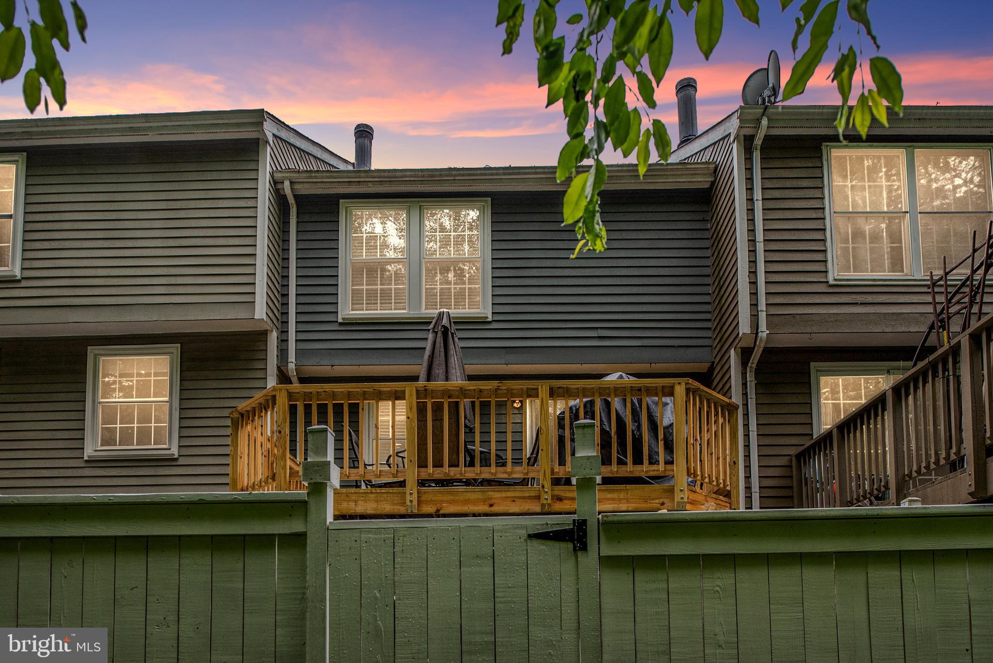 RESTON - Residential