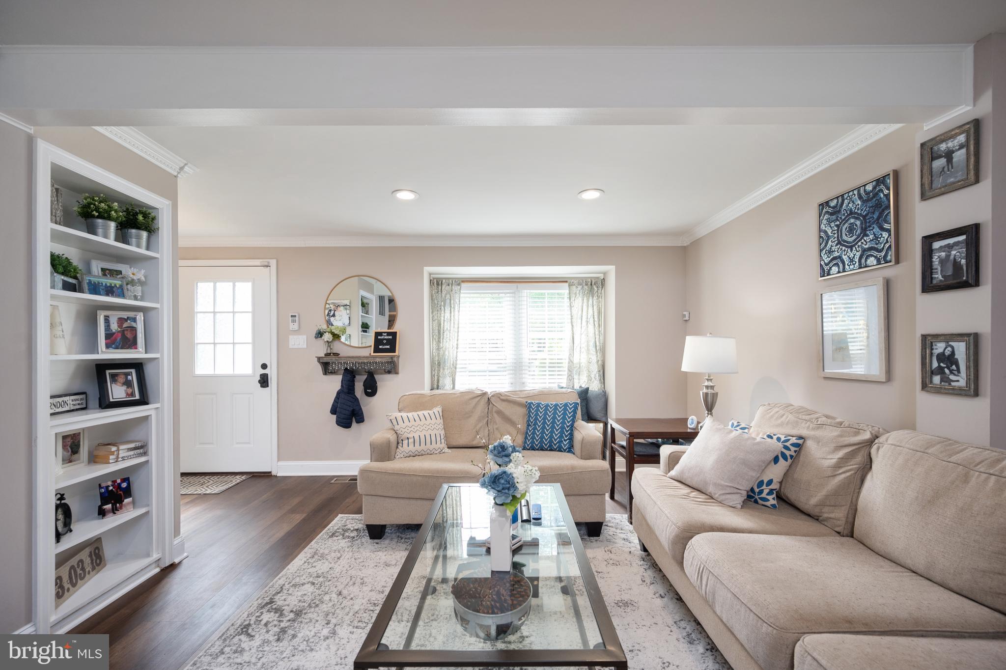 RESTON - Residential