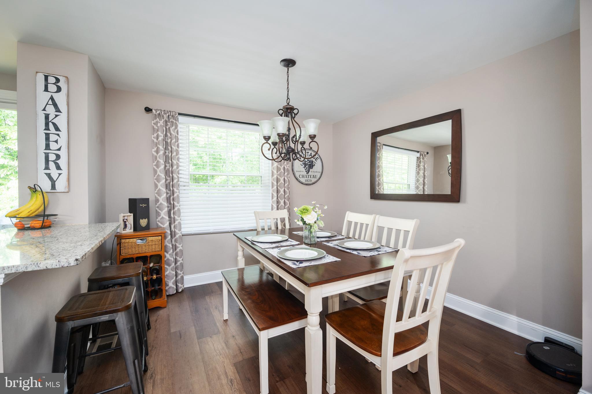 RESTON - Residential