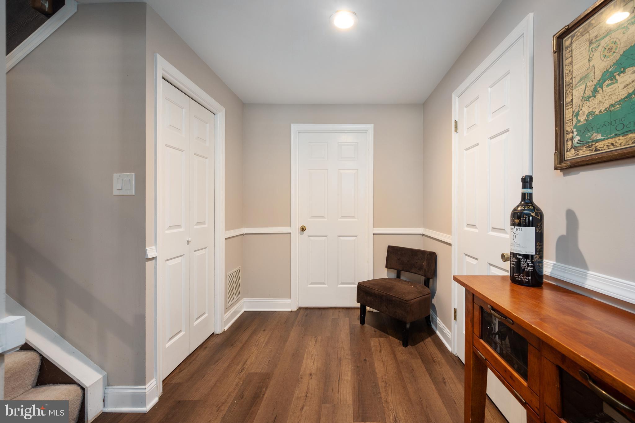 RESTON - Residential