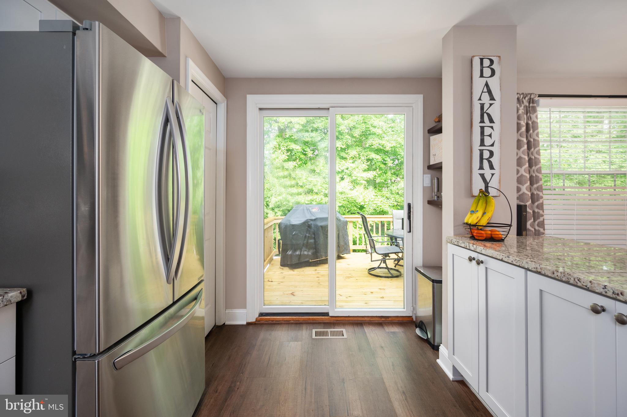 RESTON - Residential