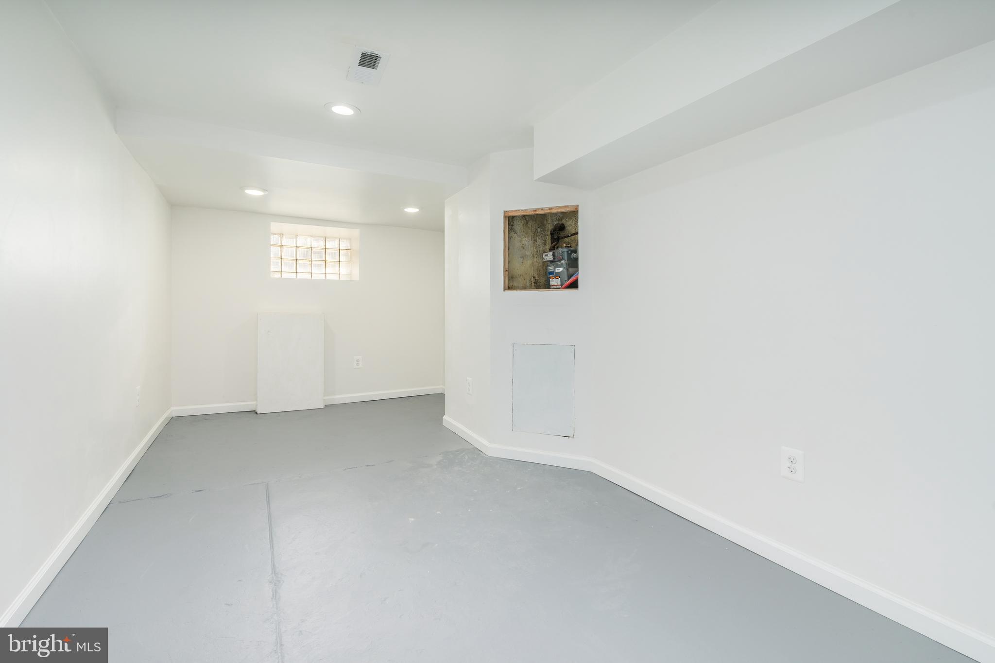 ALLEGHENY WEST - Residential