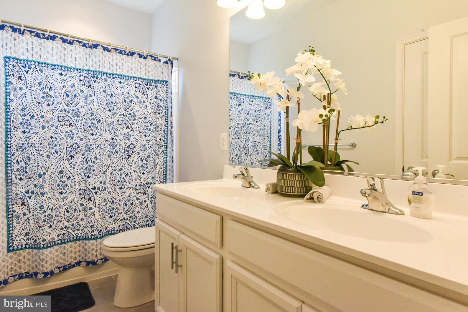 GLEN RIDDLE - Residential Lease