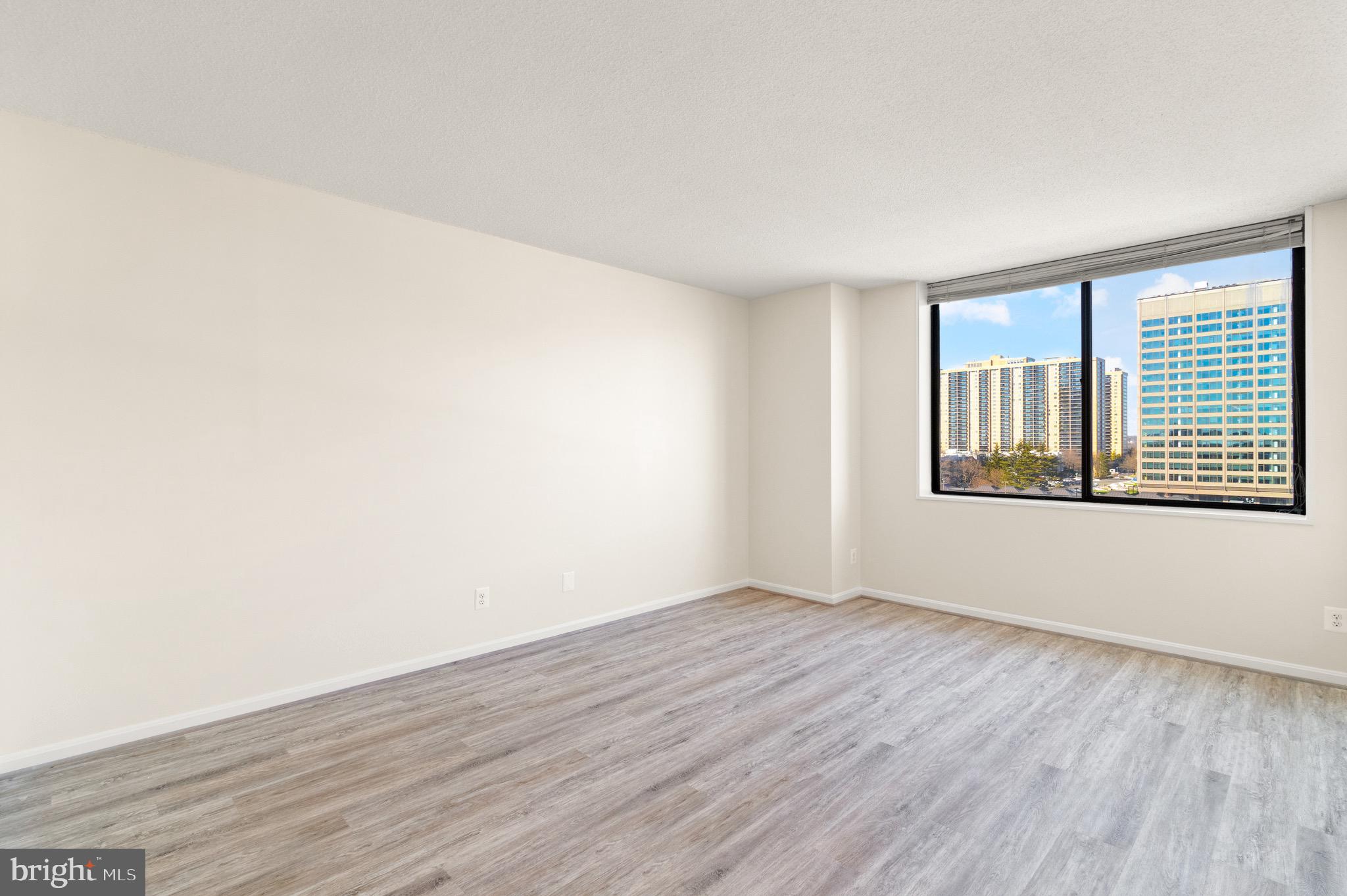 SKYLINE HOUSE - Residential Lease