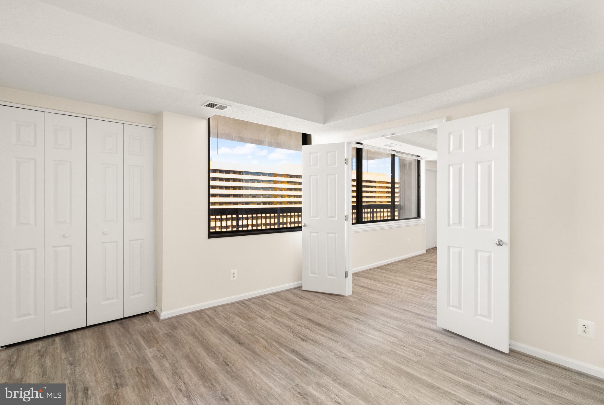 SKYLINE HOUSE - Residential Lease