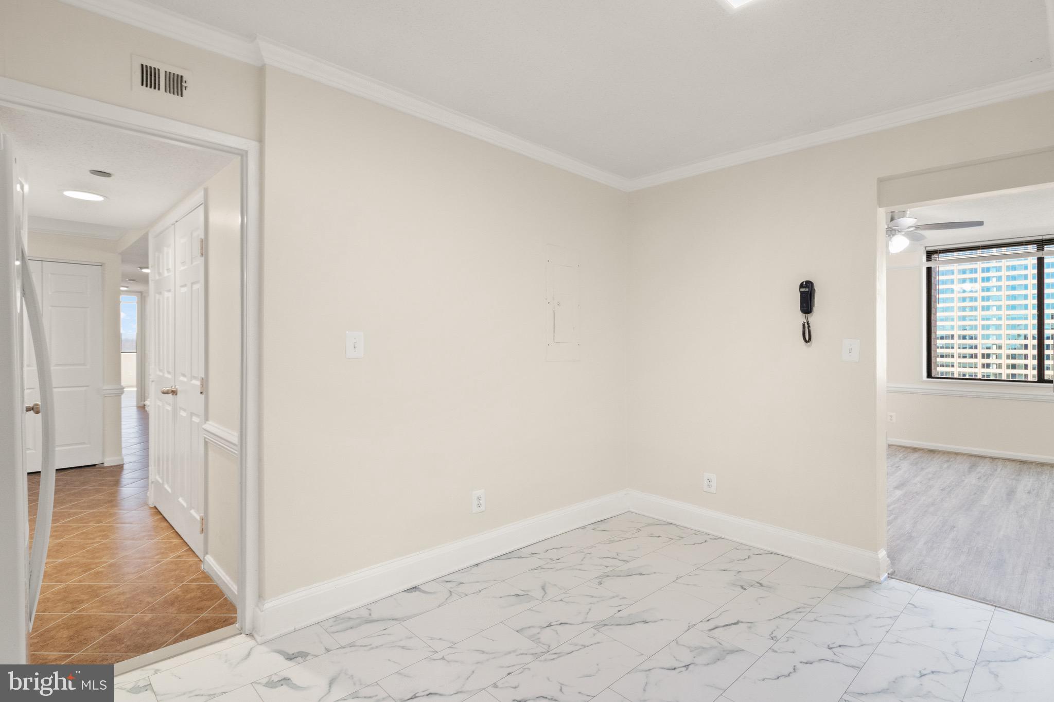 SKYLINE HOUSE - Residential Lease