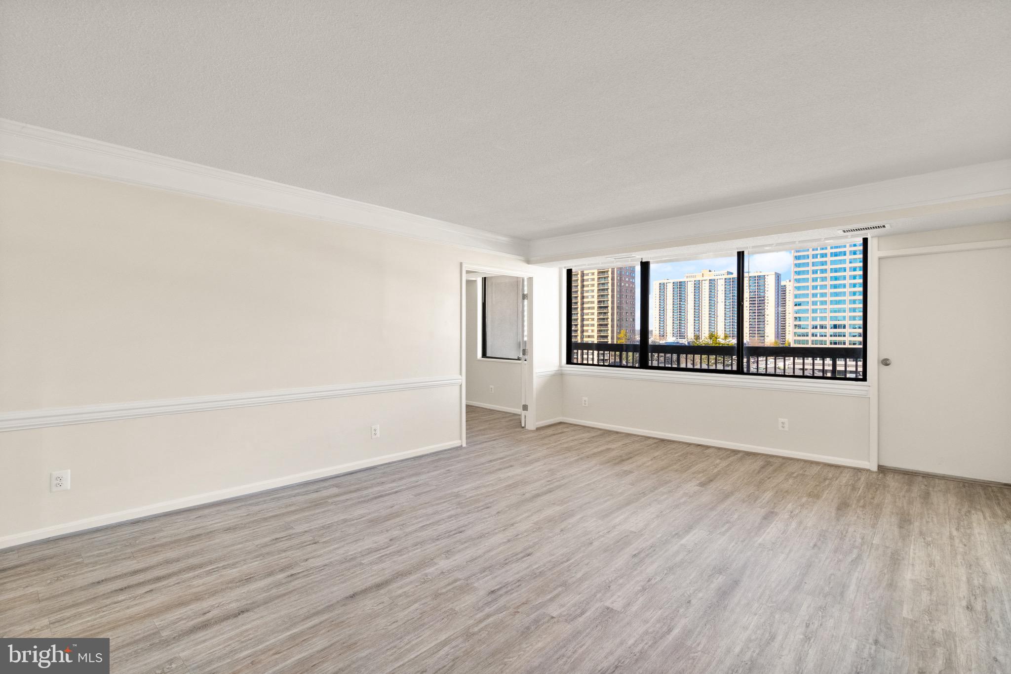 SKYLINE HOUSE - Residential Lease