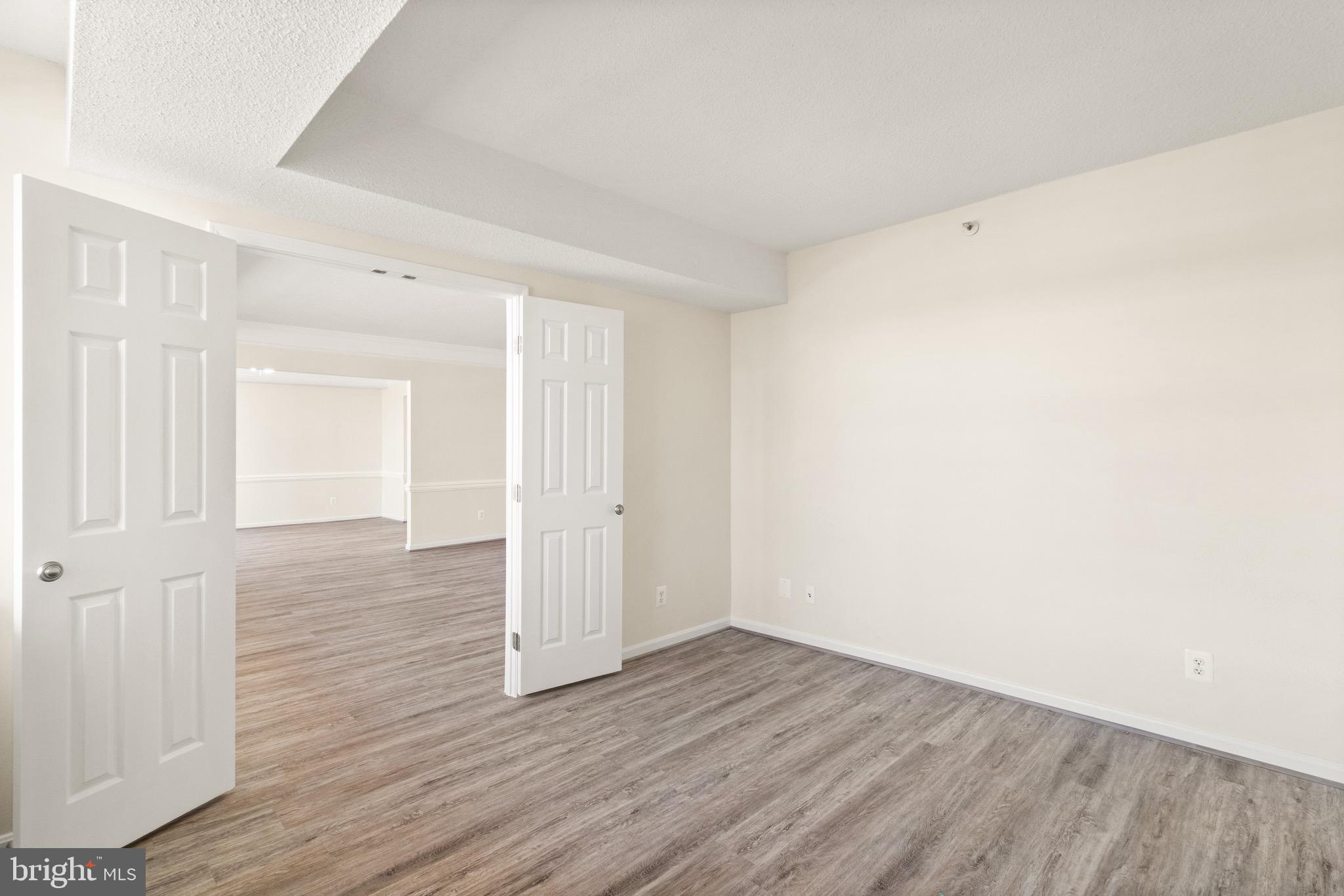 SKYLINE HOUSE - Residential Lease