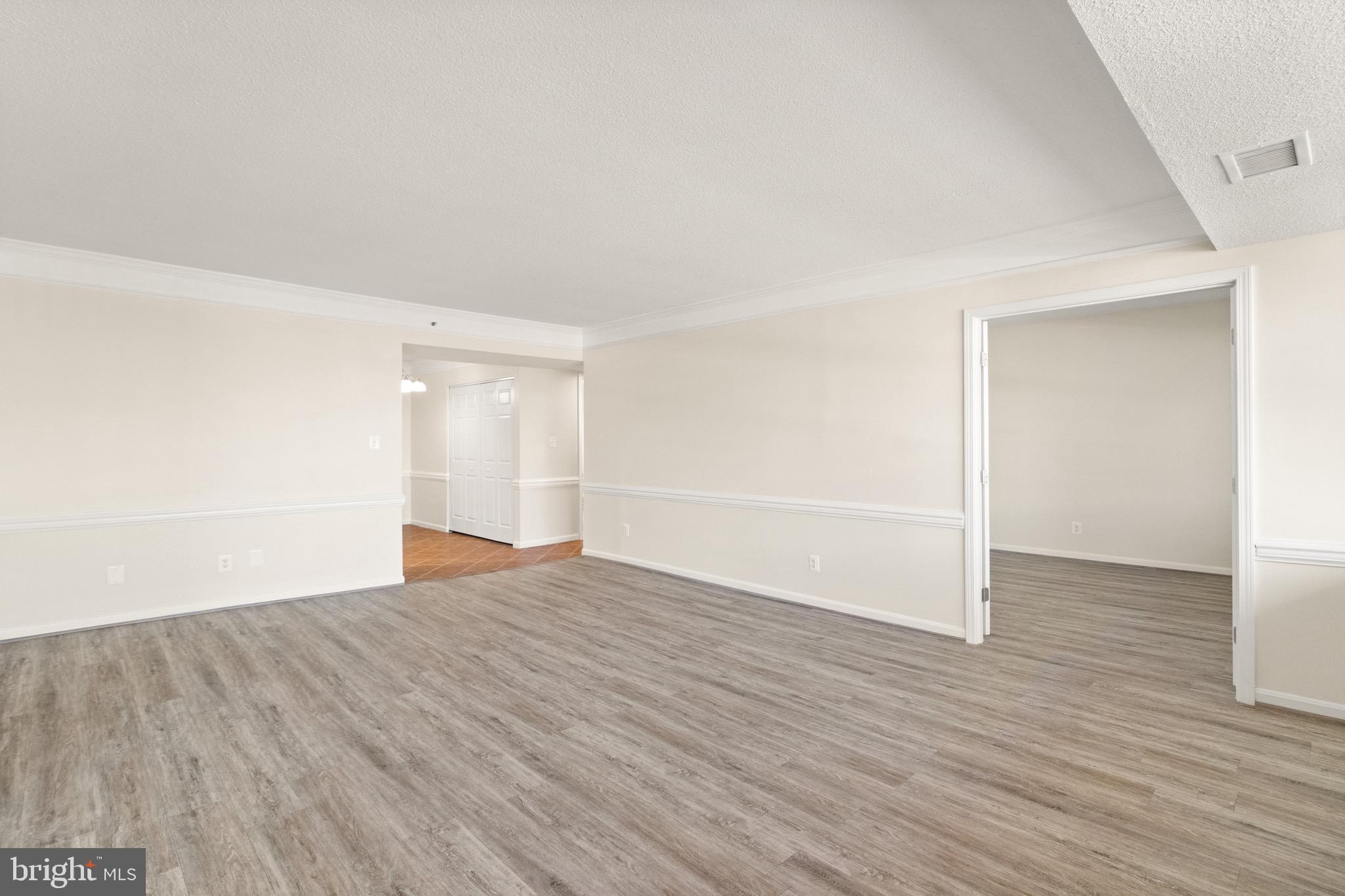 SKYLINE HOUSE - Residential Lease