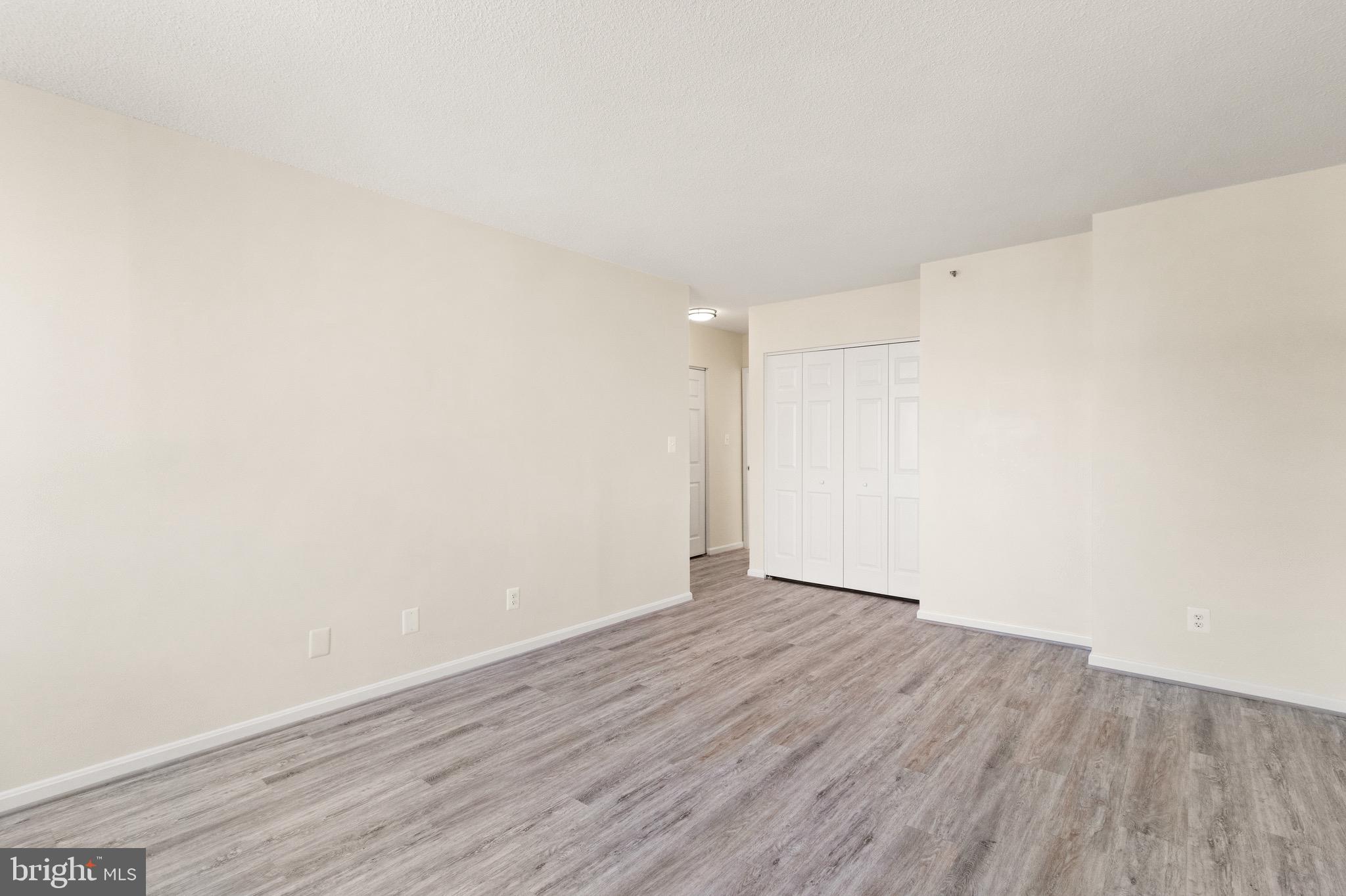 SKYLINE HOUSE - Residential Lease