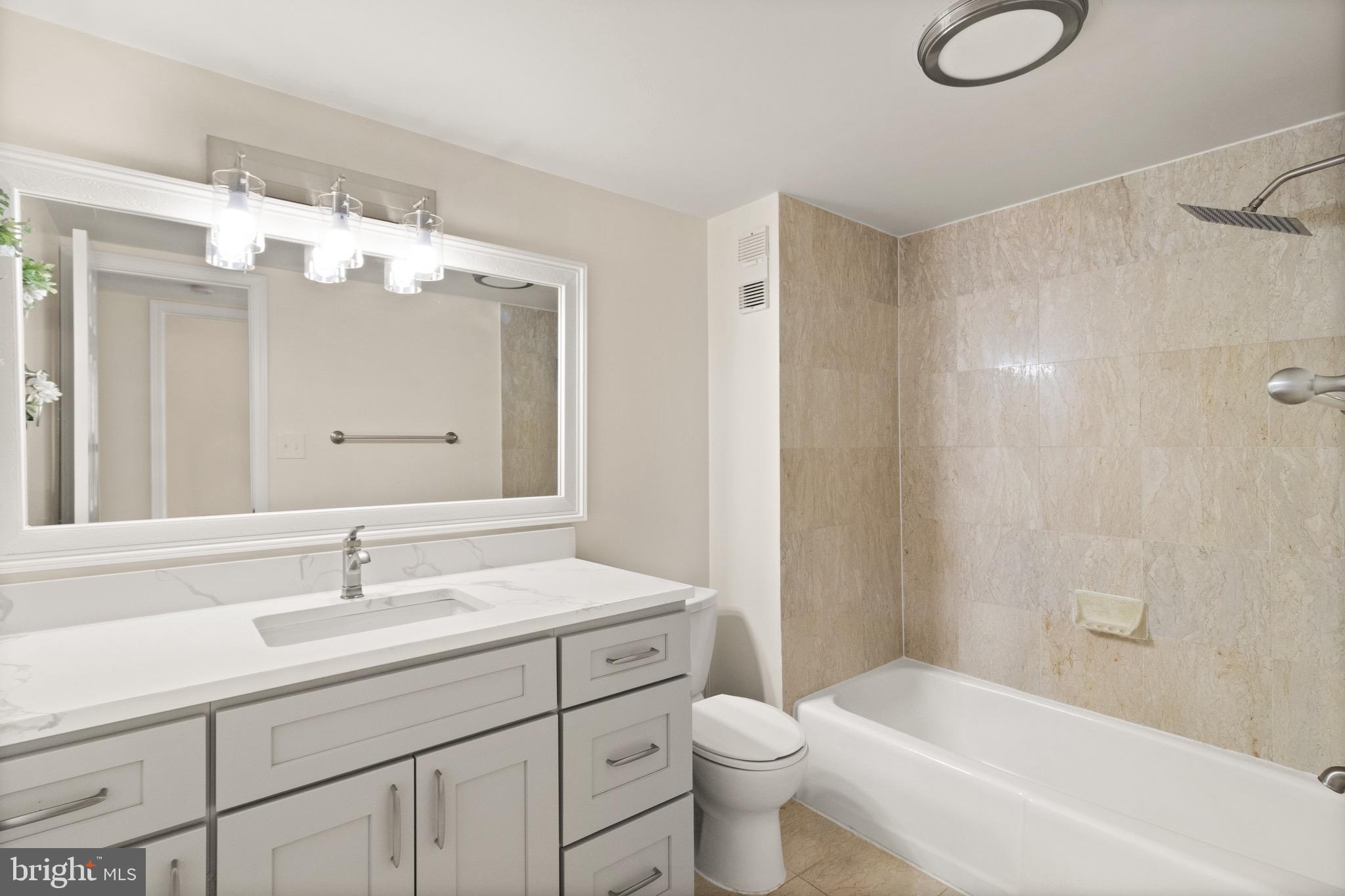 SKYLINE HOUSE - Residential Lease