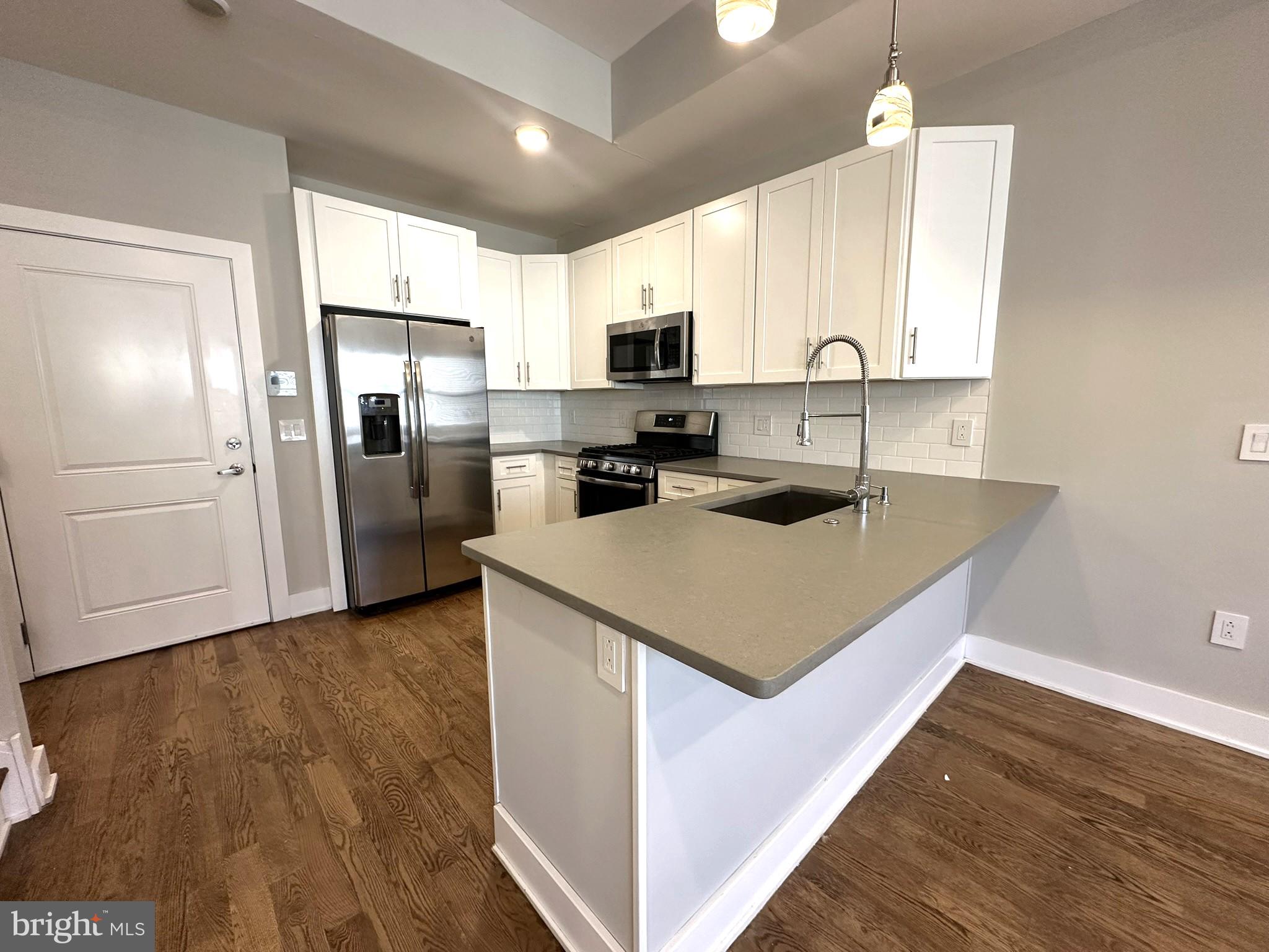 FISHTOWN - Residential Lease