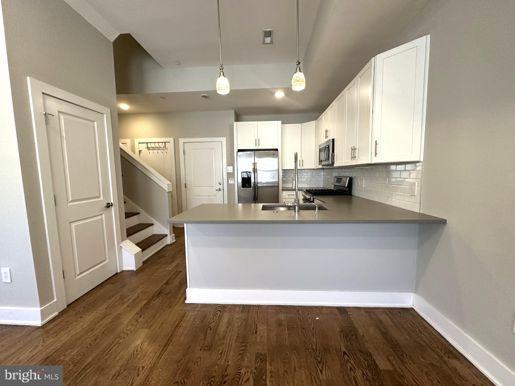 FISHTOWN - Residential Lease