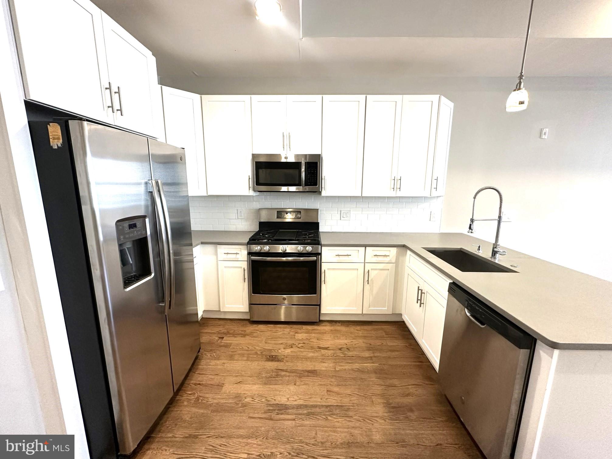 FISHTOWN - Residential Lease