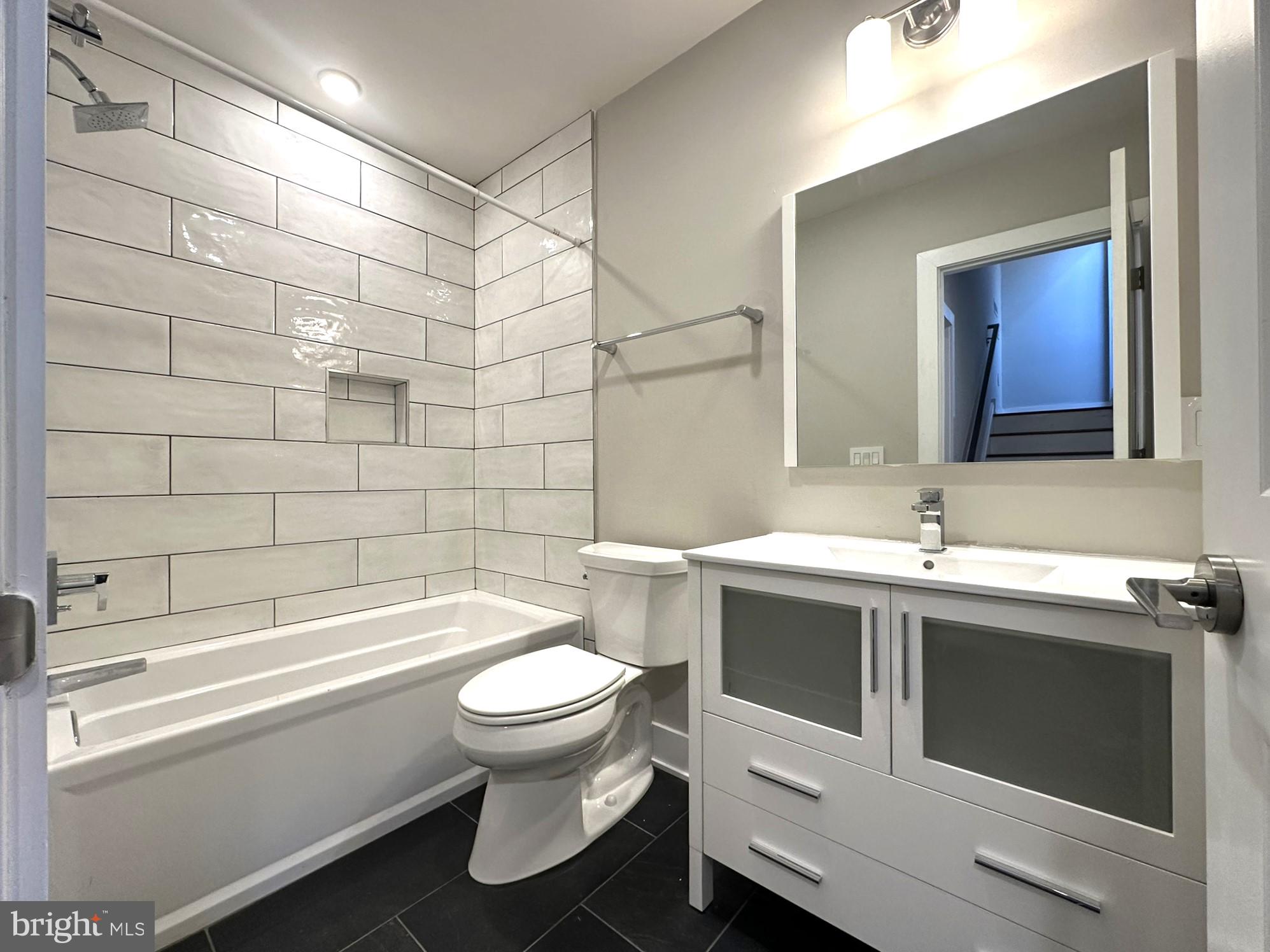 FISHTOWN - Residential Lease