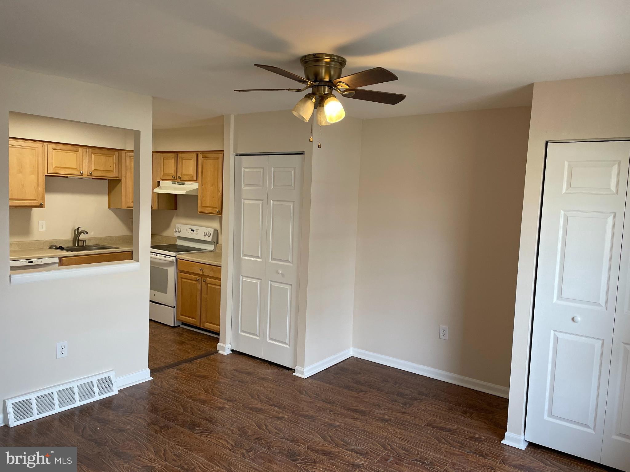 WHITPAIN HILLS - Residential Lease