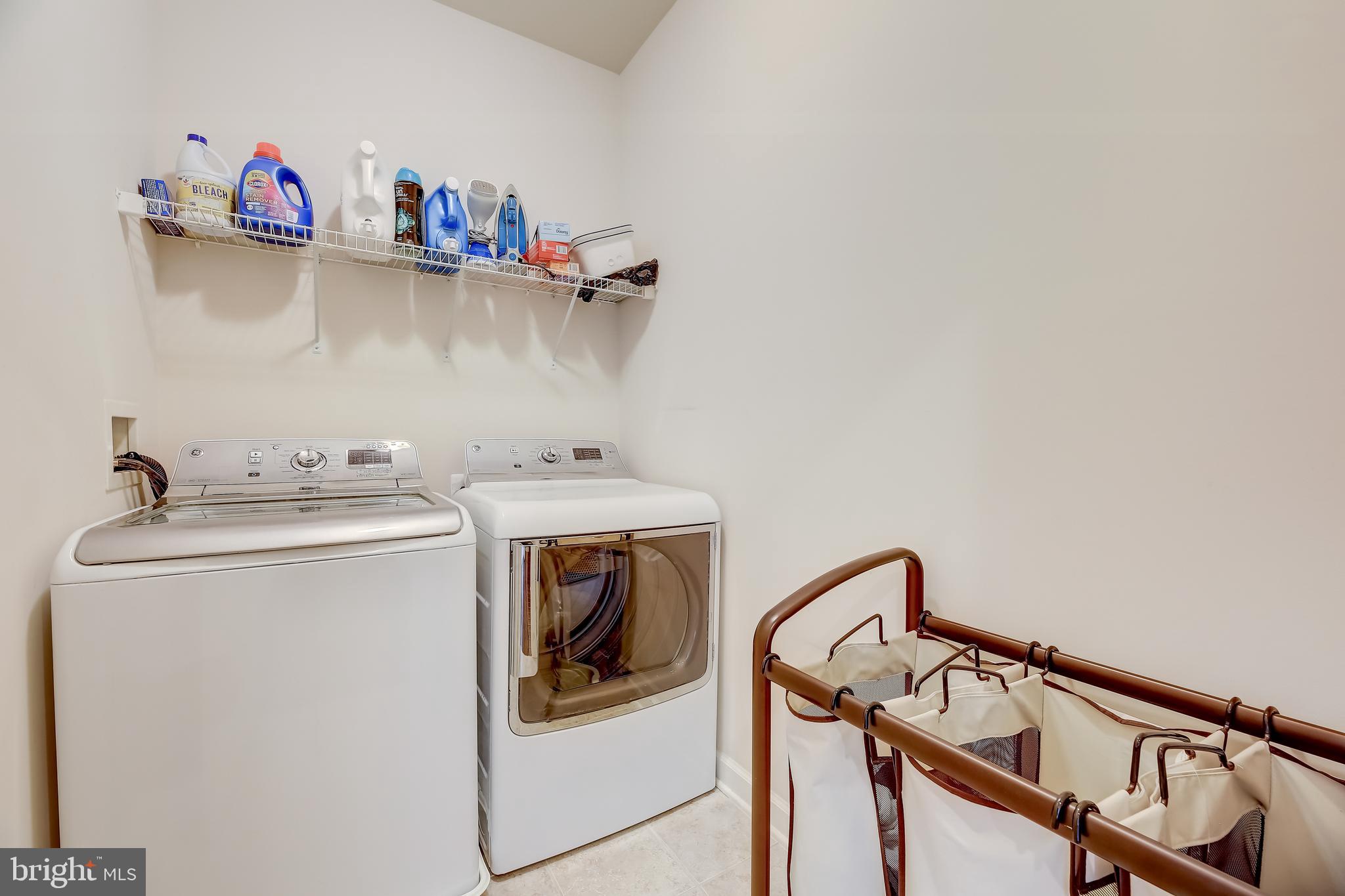 BENTLEY PARK TOWNHOMES - Residential