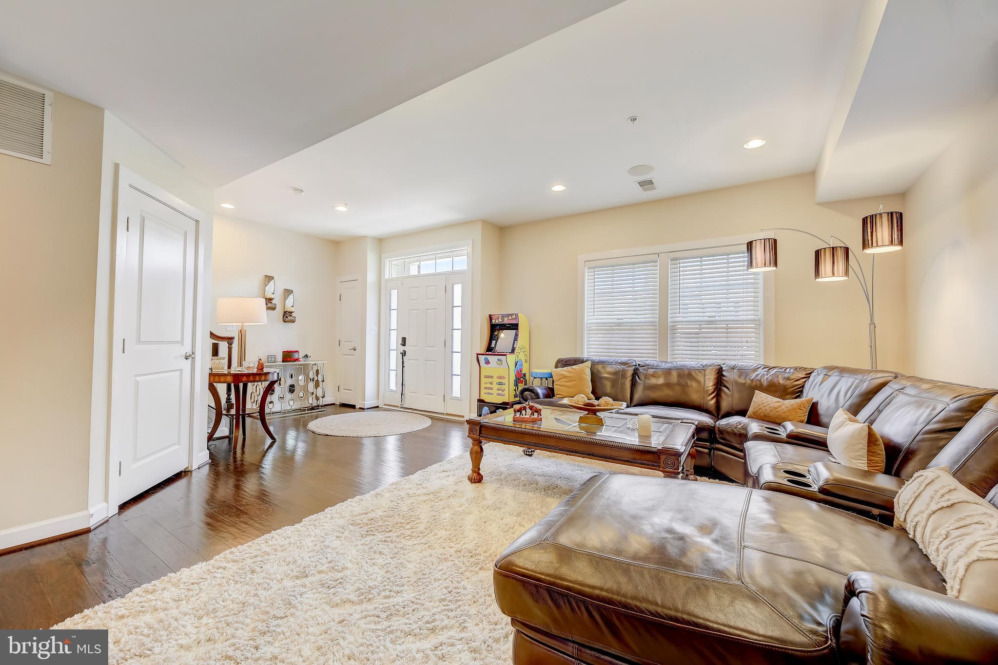 BENTLEY PARK TOWNHOMES - Residential