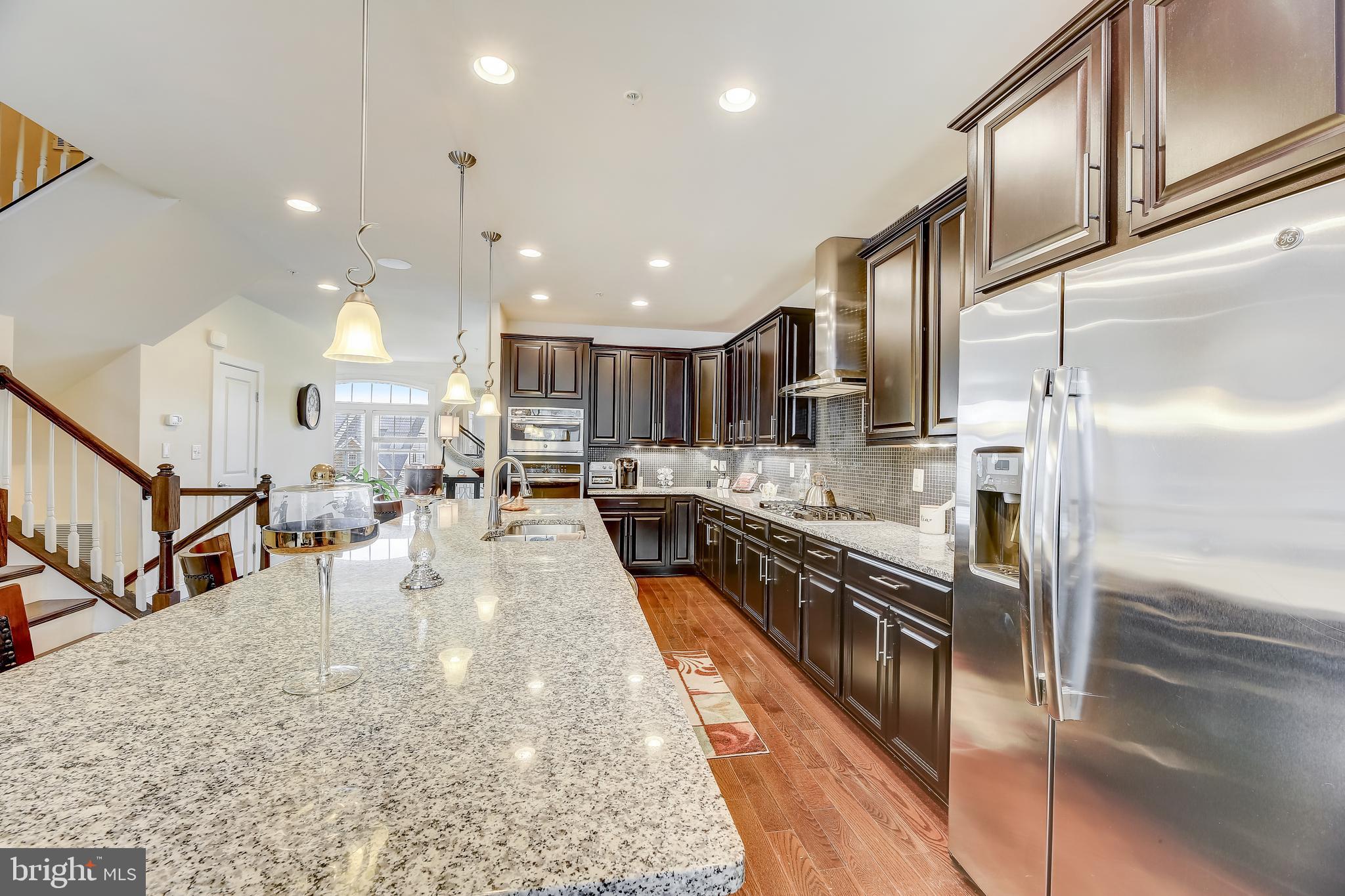 BENTLEY PARK TOWNHOMES - Residential