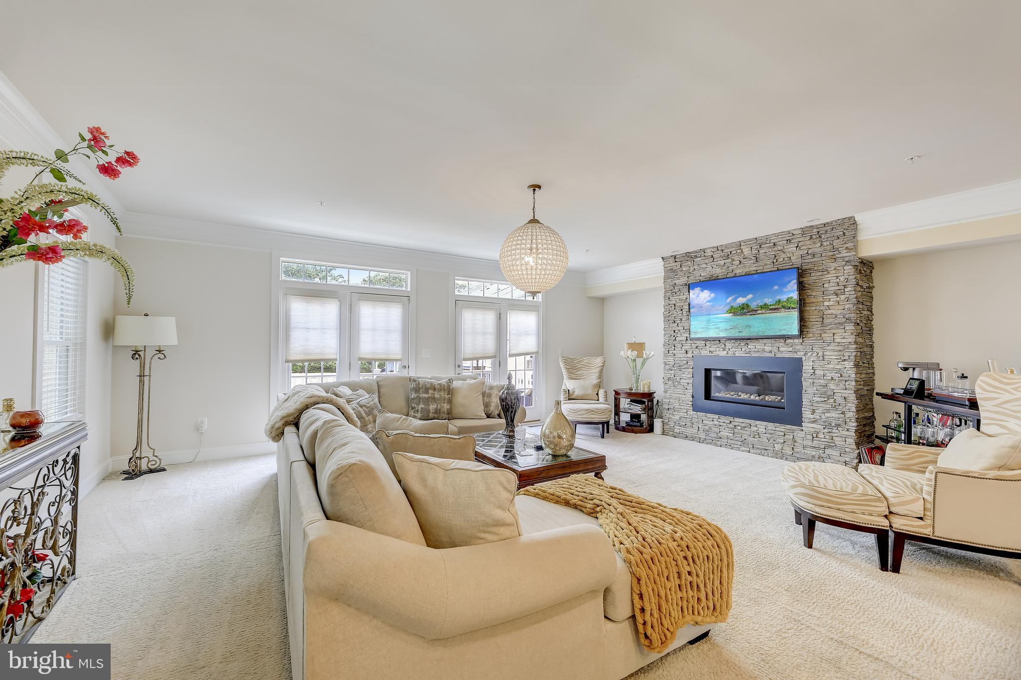 BENTLEY PARK TOWNHOMES - Residential