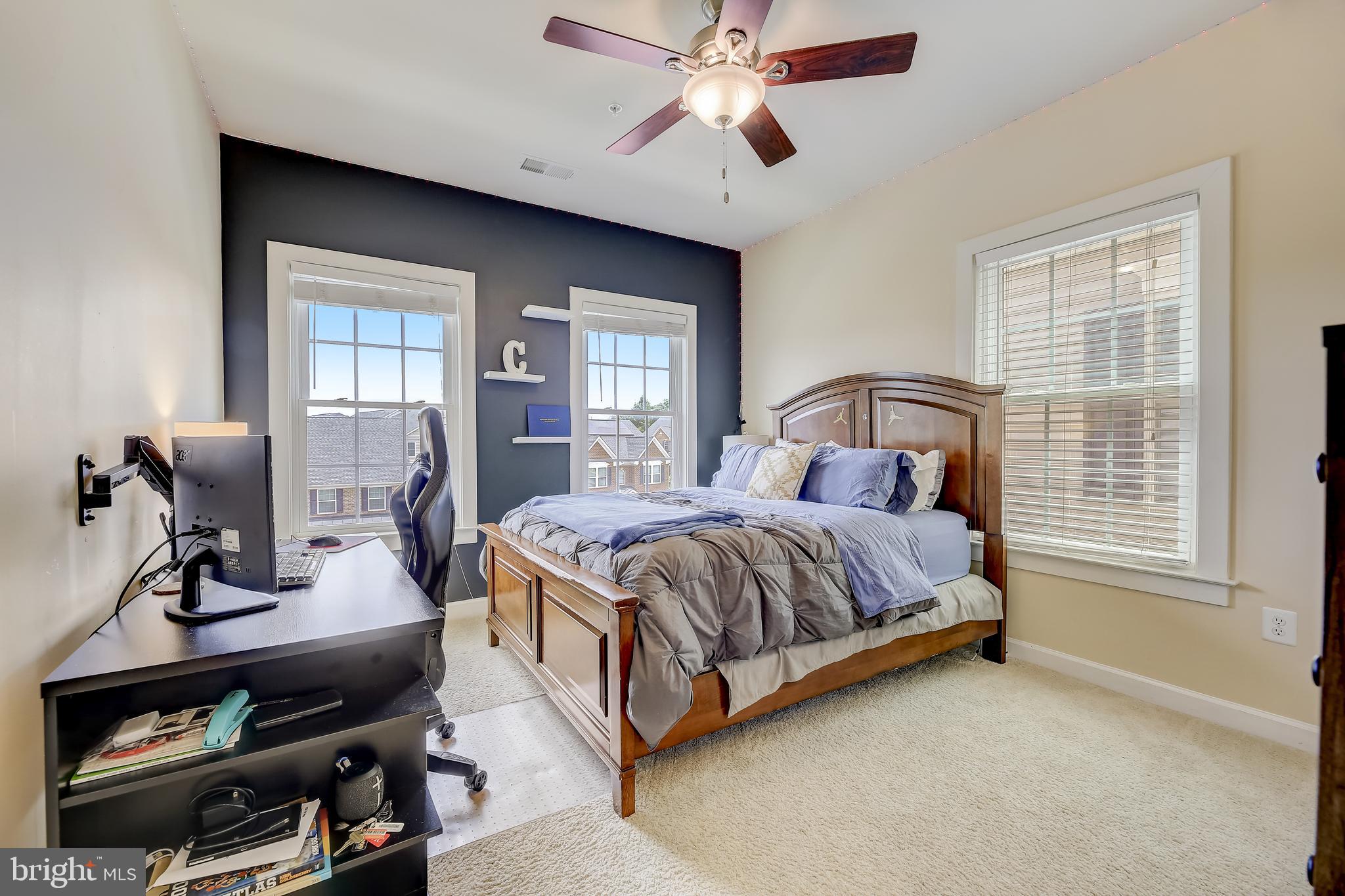 BENTLEY PARK TOWNHOMES - Residential