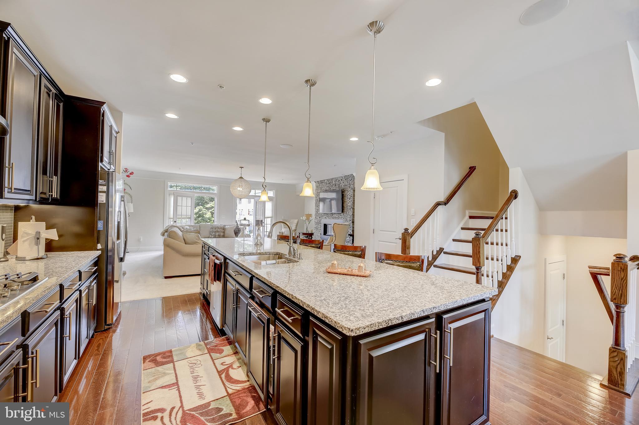 BENTLEY PARK TOWNHOMES - Residential