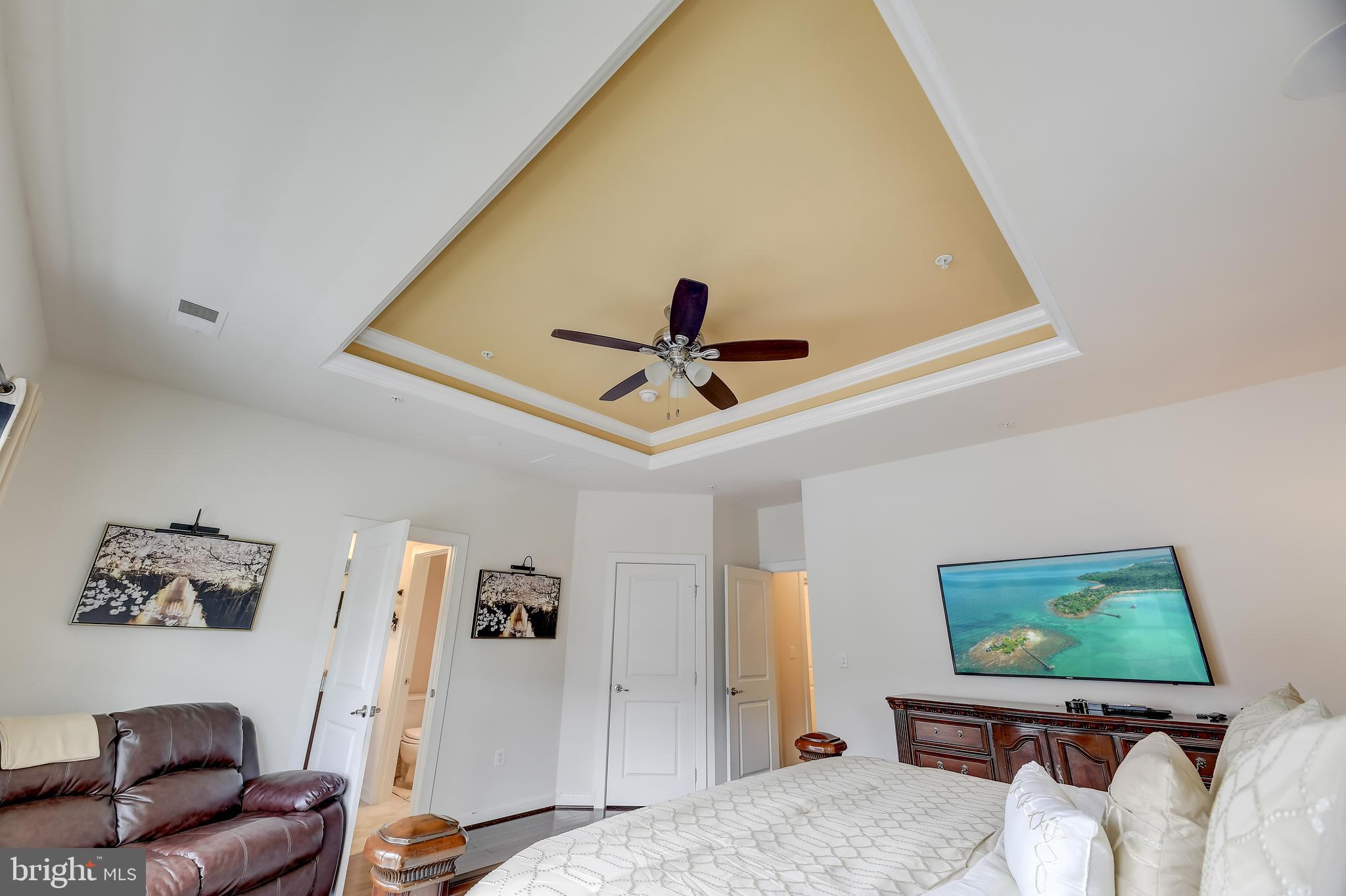 BENTLEY PARK TOWNHOMES - Residential