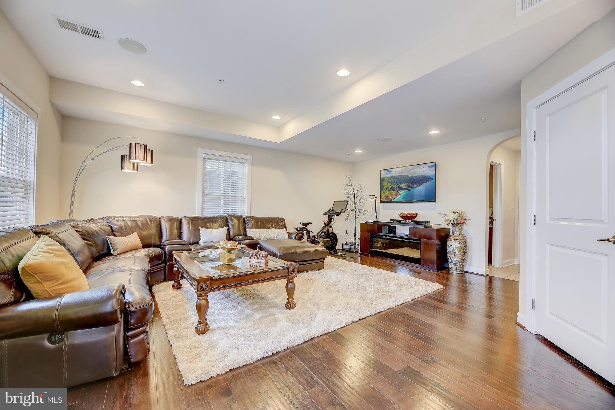 BENTLEY PARK TOWNHOMES - Residential