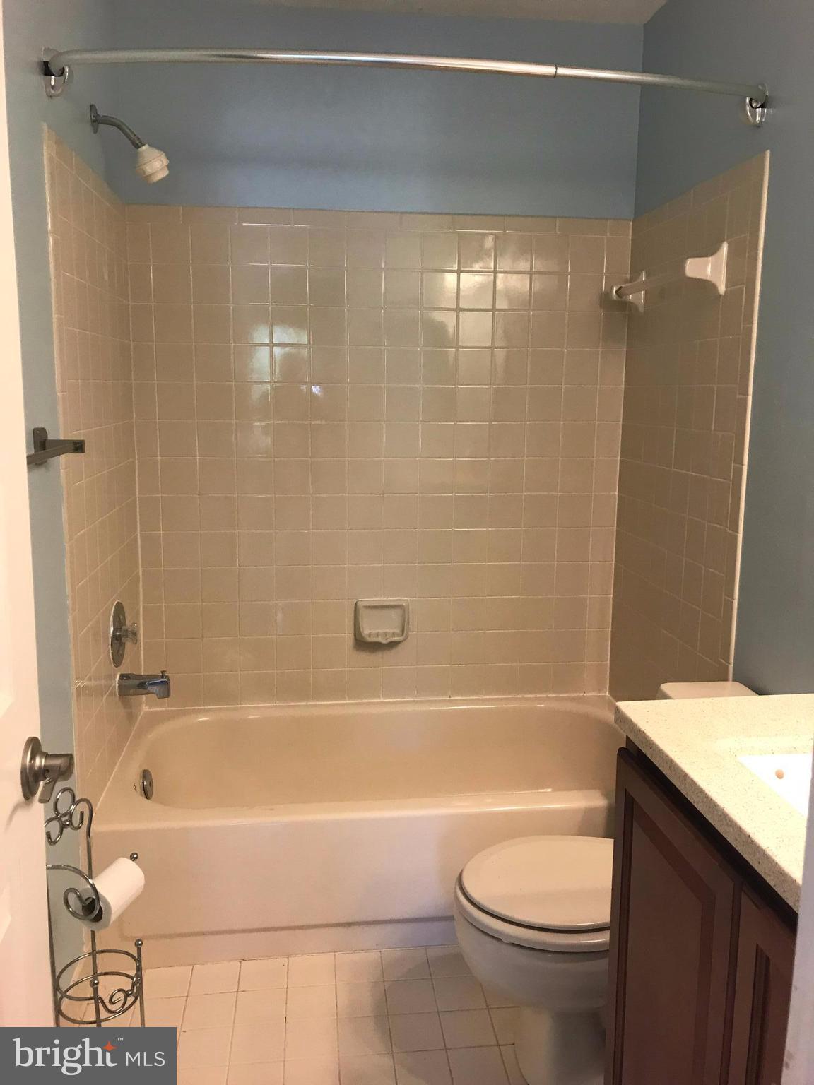 LITTLE ROCKY RUN - Residential Lease