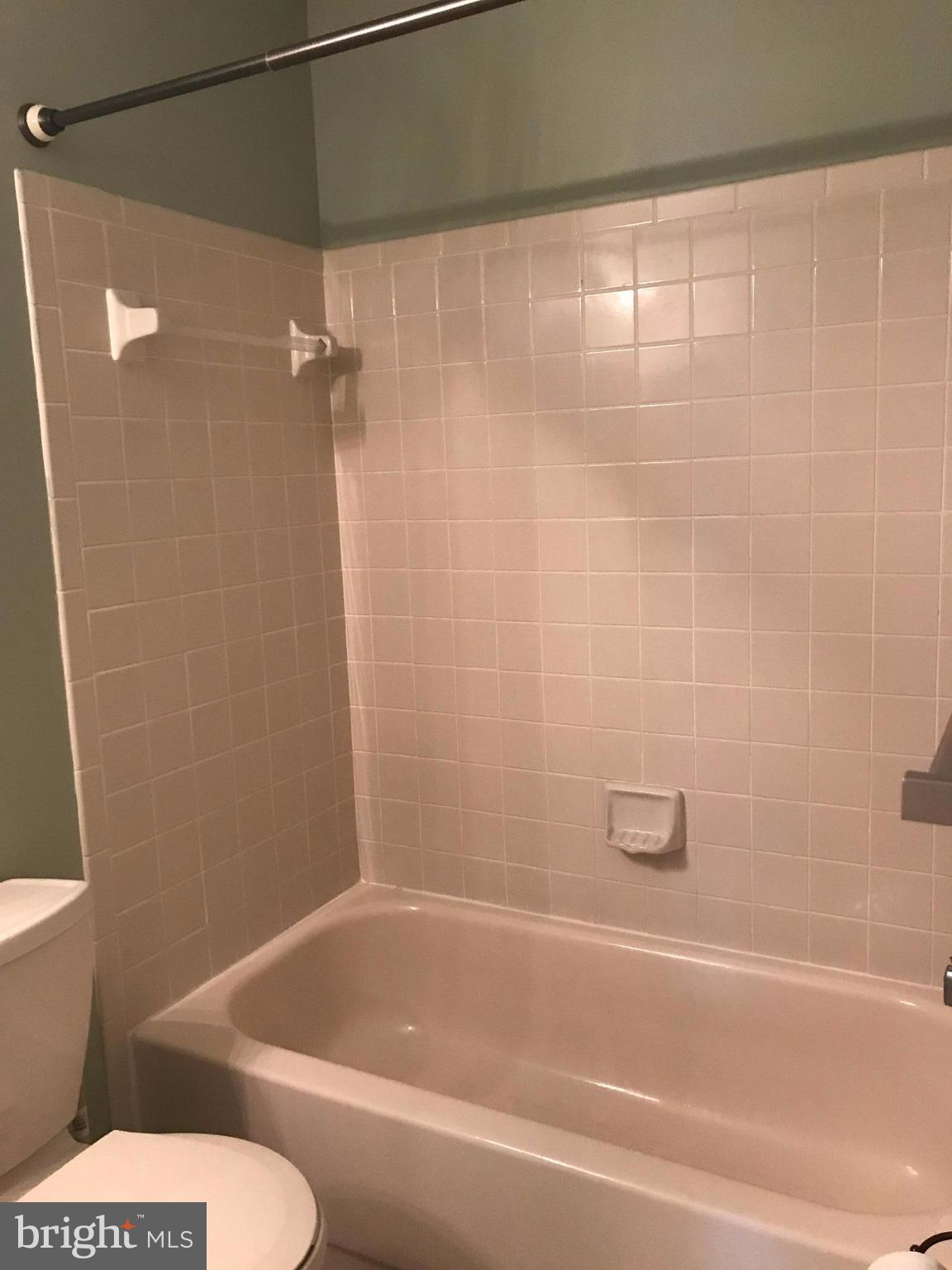 LITTLE ROCKY RUN - Residential Lease