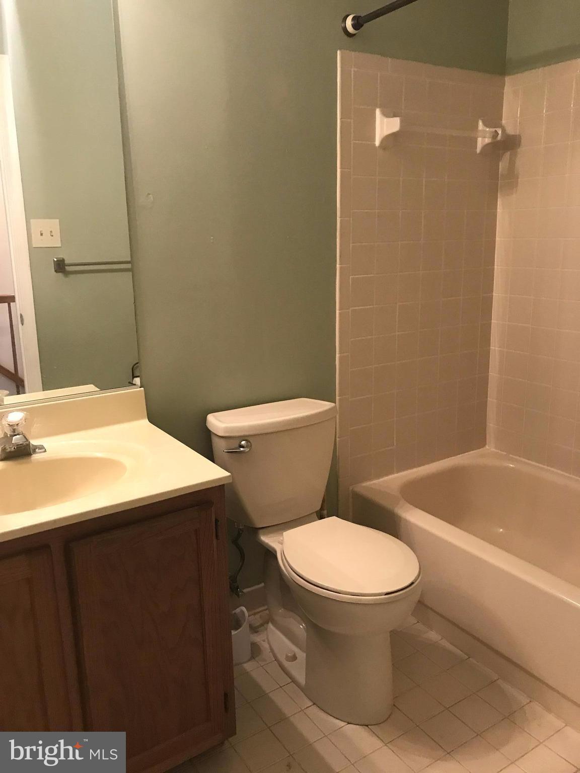 LITTLE ROCKY RUN - Residential Lease