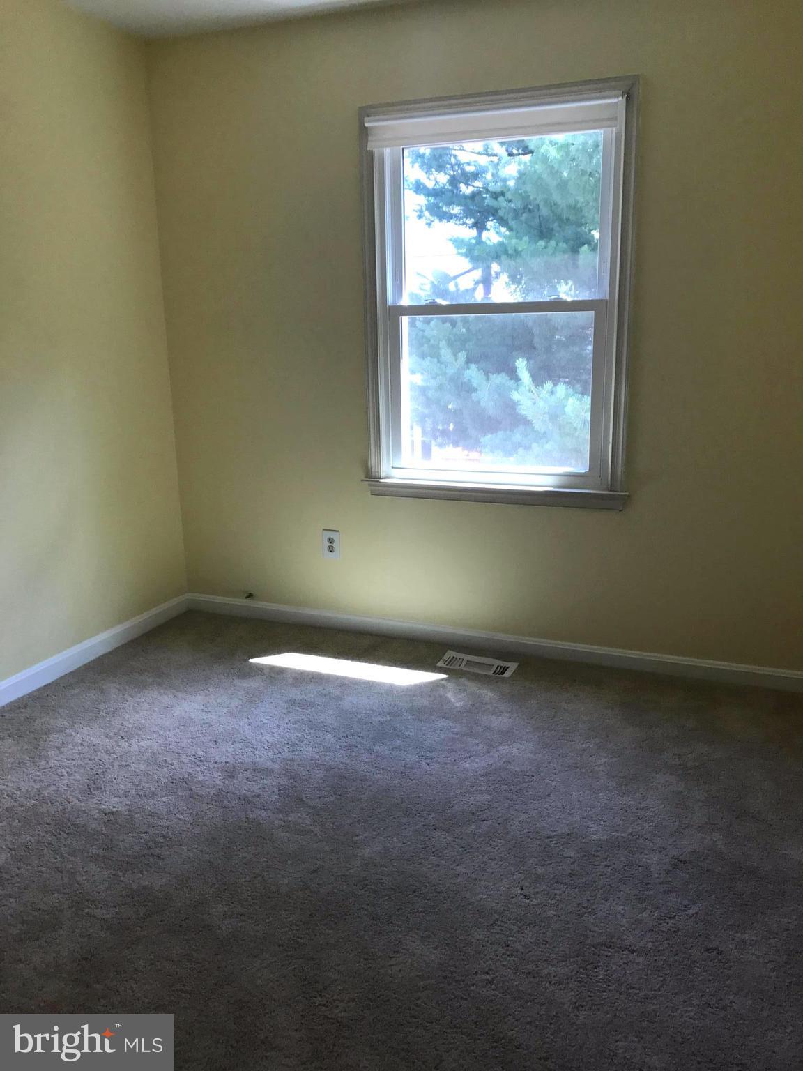 LITTLE ROCKY RUN - Residential Lease