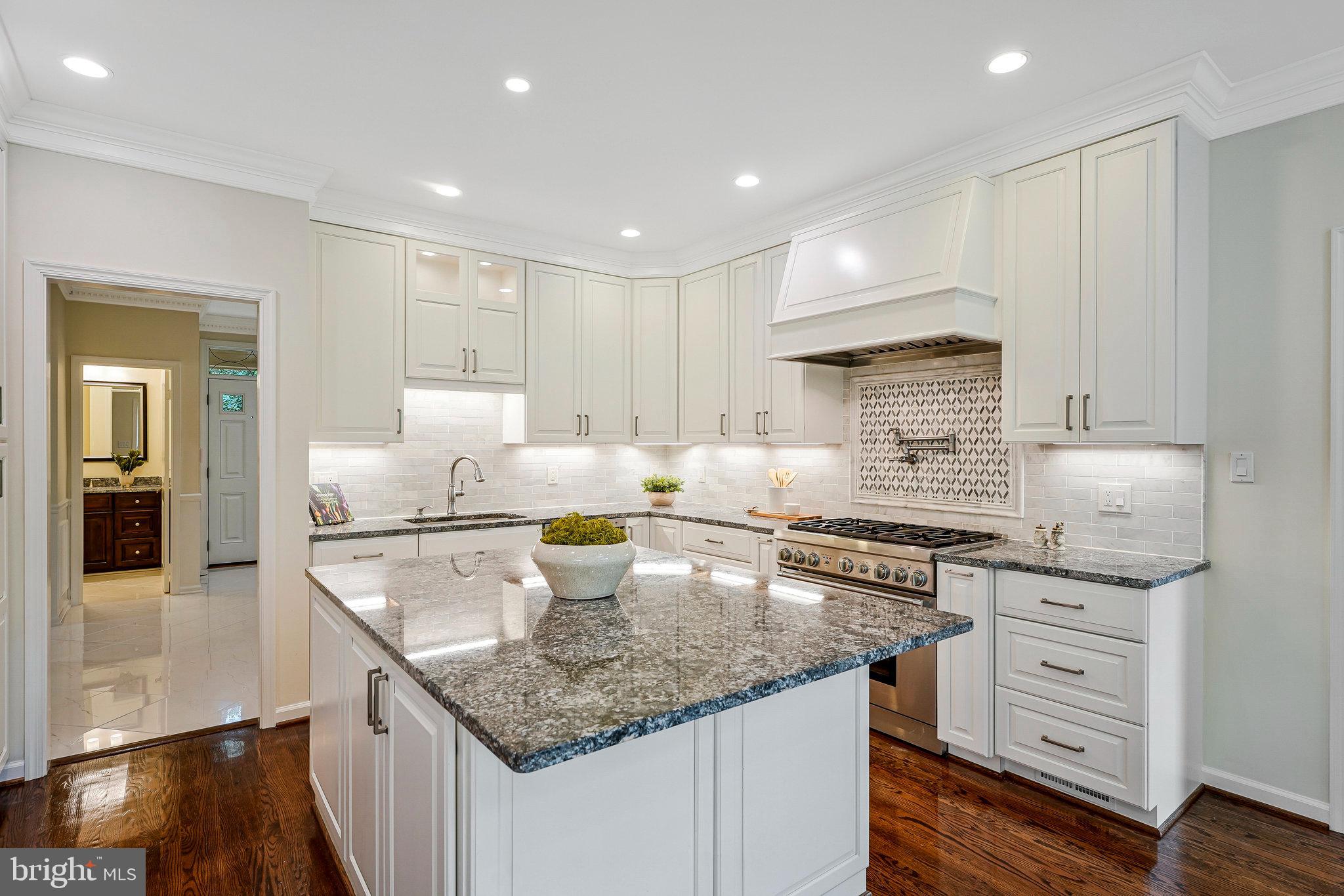 CEDARS OF MC LEAN - Residential