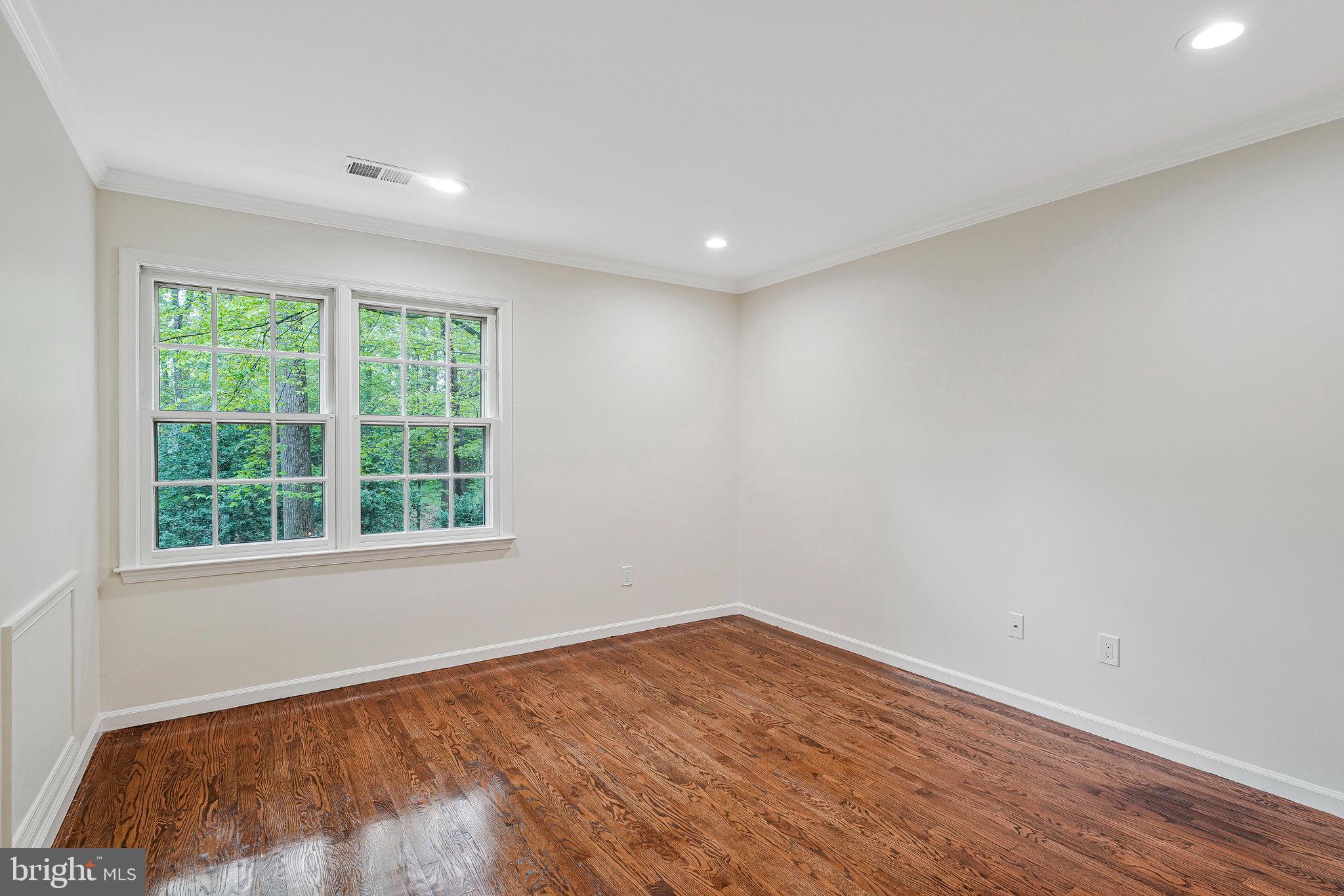 CEDARS OF MC LEAN - Residential