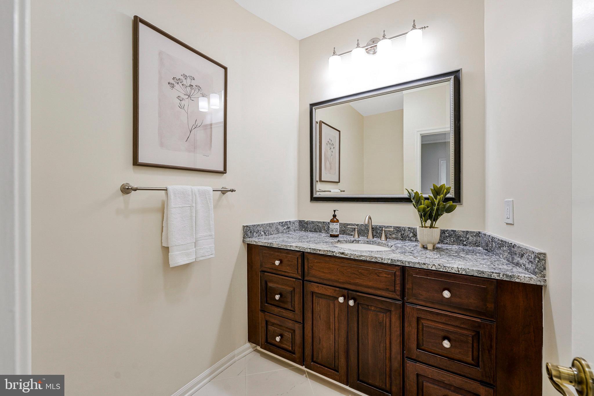 CEDARS OF MC LEAN - Residential