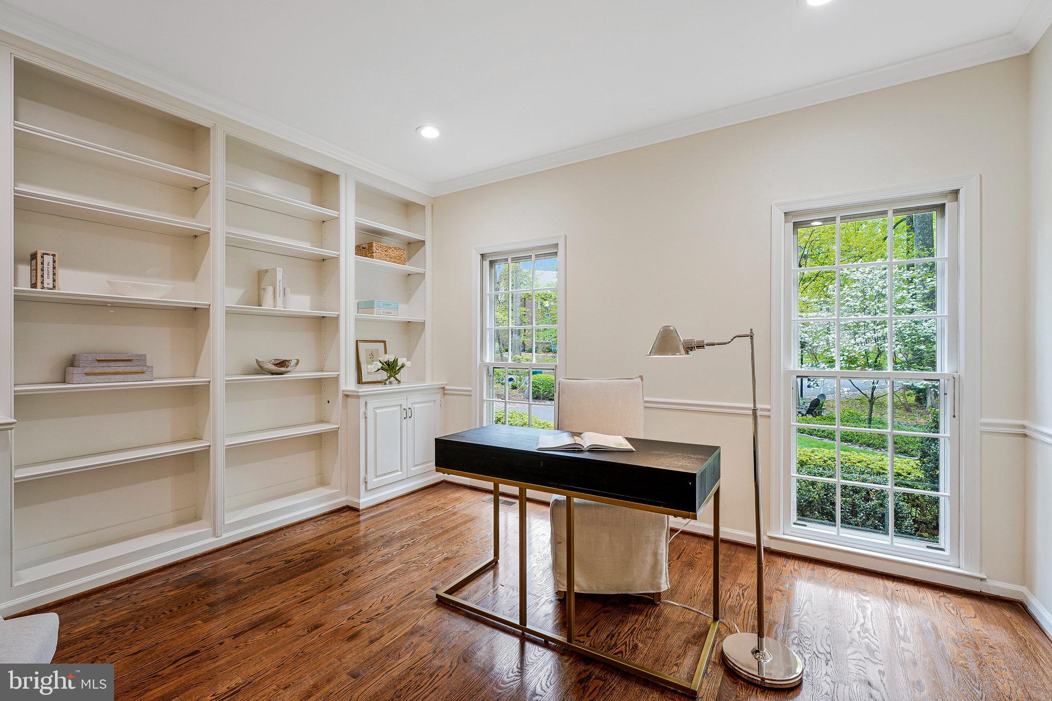 CEDARS OF MC LEAN - Residential