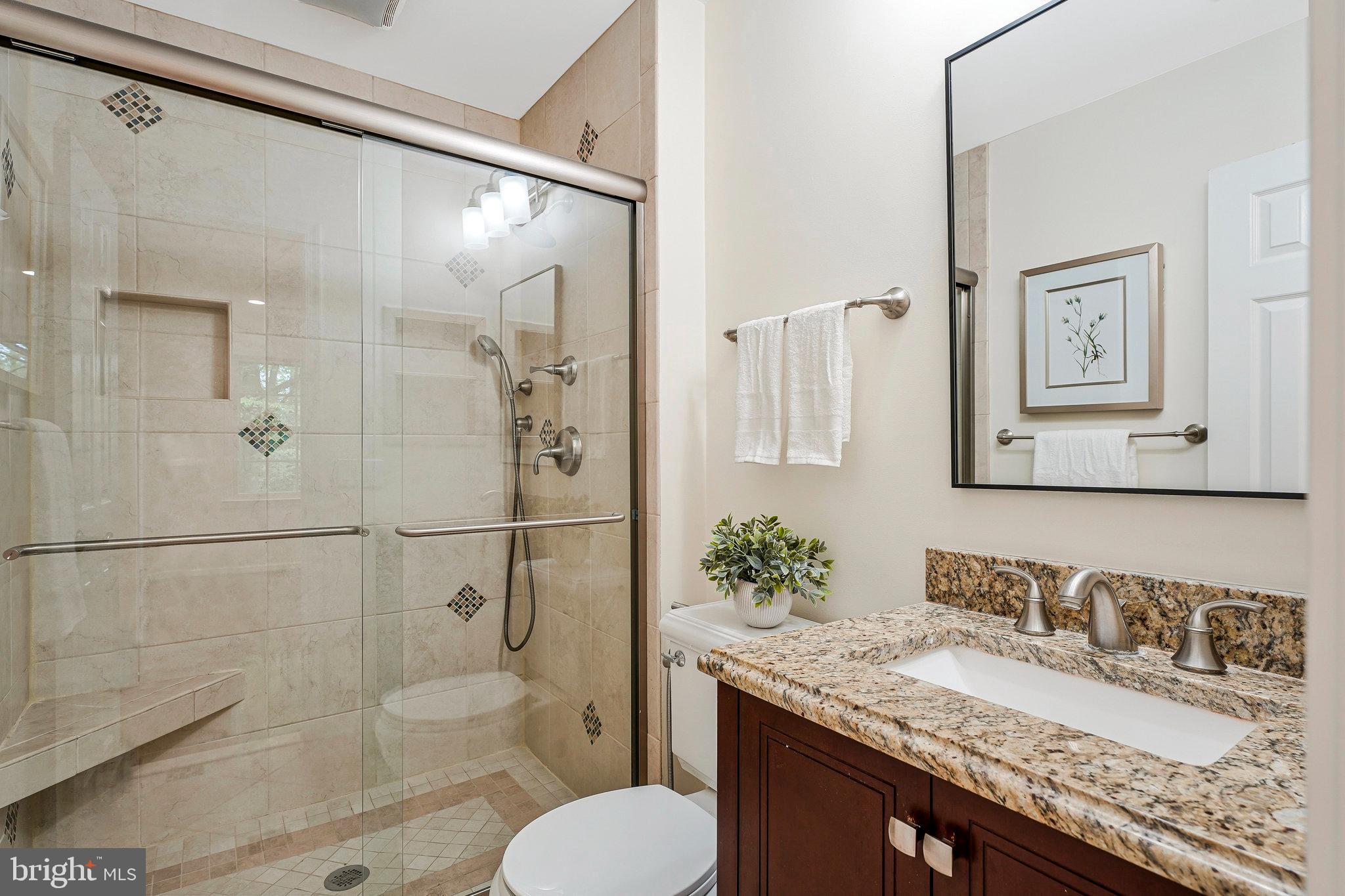 CEDARS OF MC LEAN - Residential