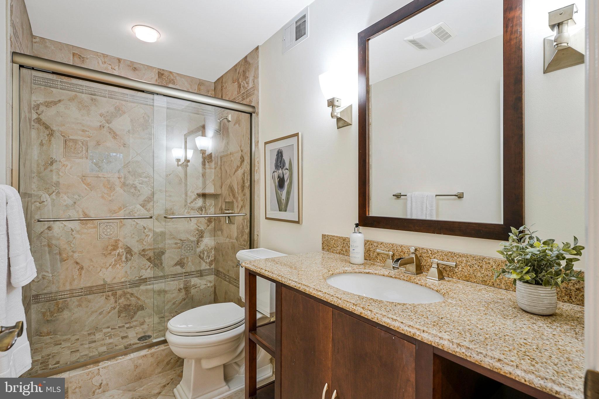 CEDARS OF MC LEAN - Residential