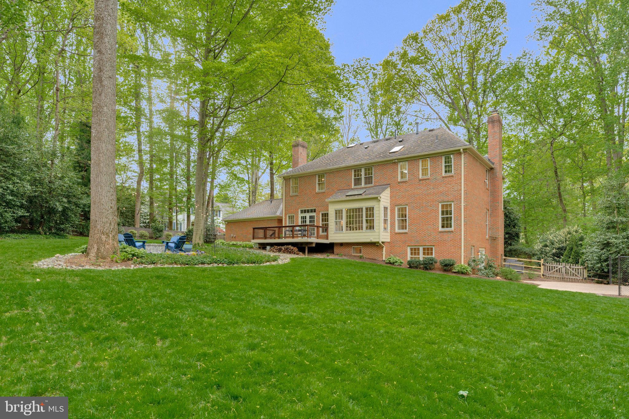 CEDARS OF MC LEAN - Residential