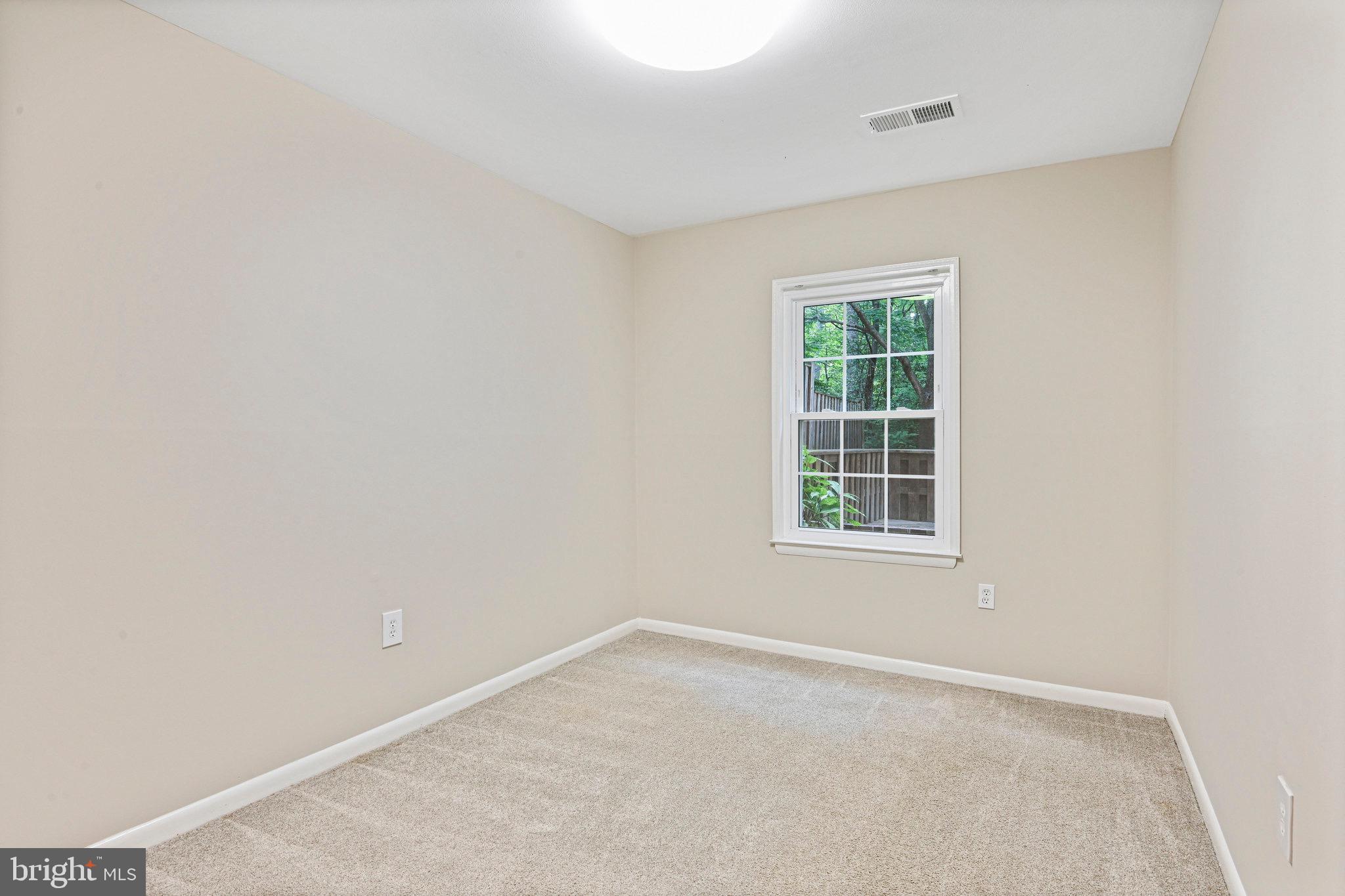 SADDLER OAKS - Residential