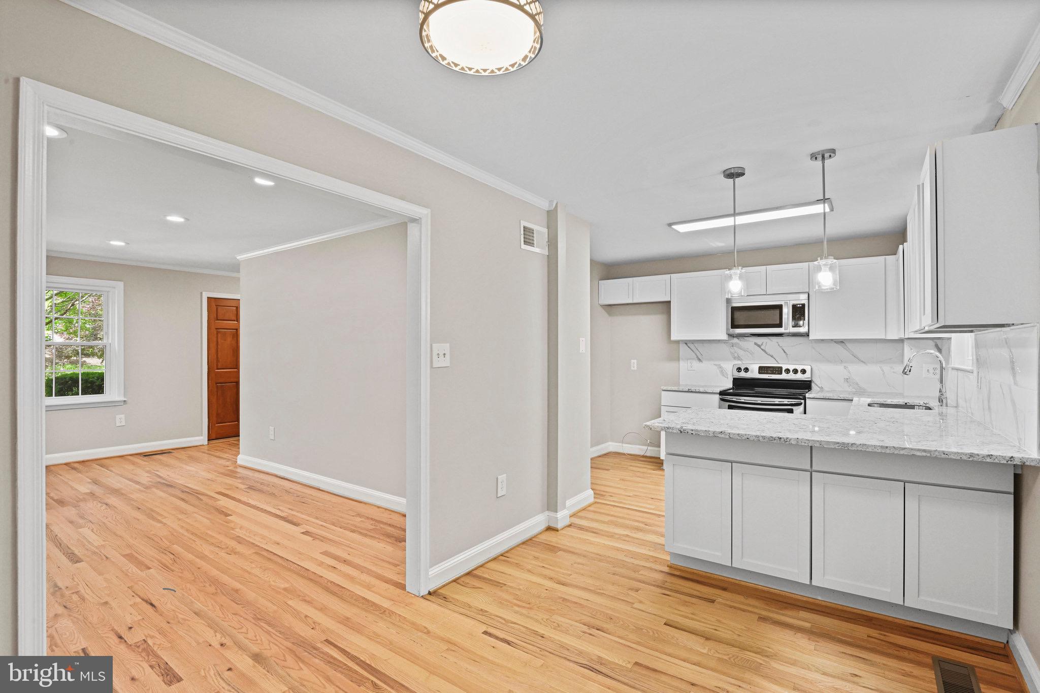 SADDLER OAKS - Residential