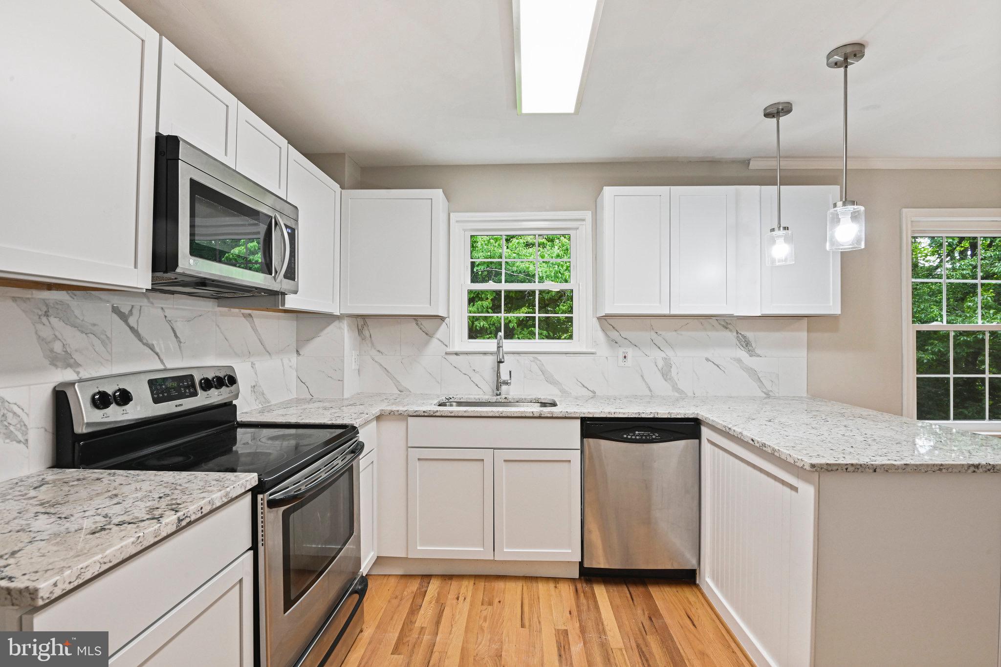 SADDLER OAKS - Residential