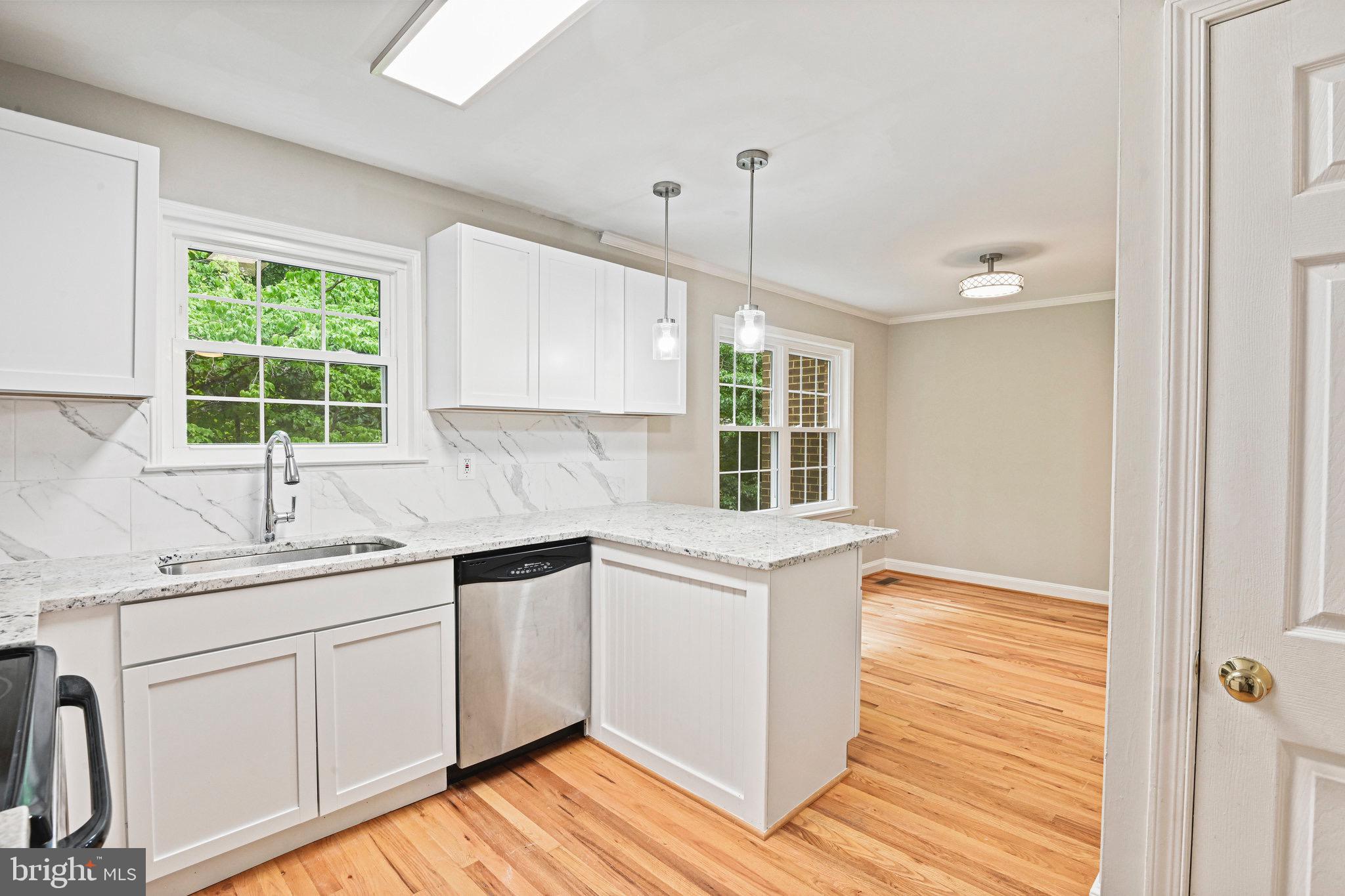 SADDLER OAKS - Residential