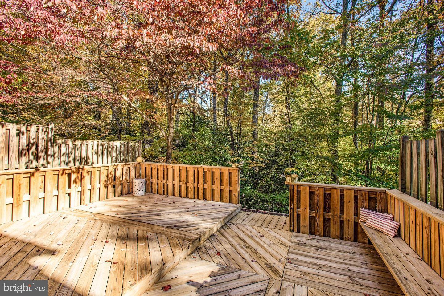 SADDLER OAKS - Residential