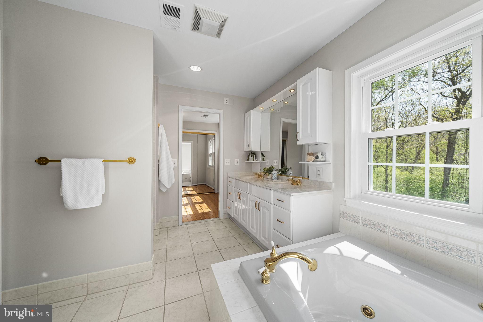 TAMARACK - Residential