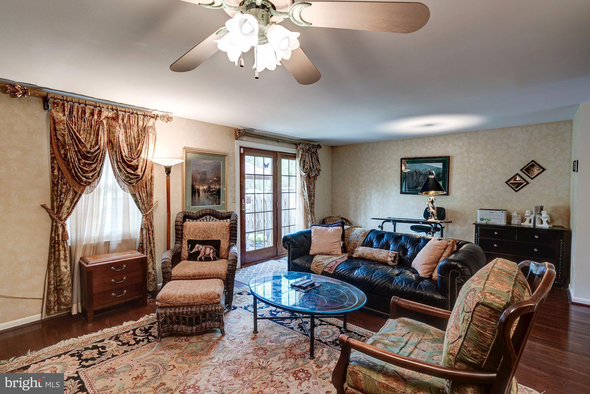 CARDINAL GLEN - Residential