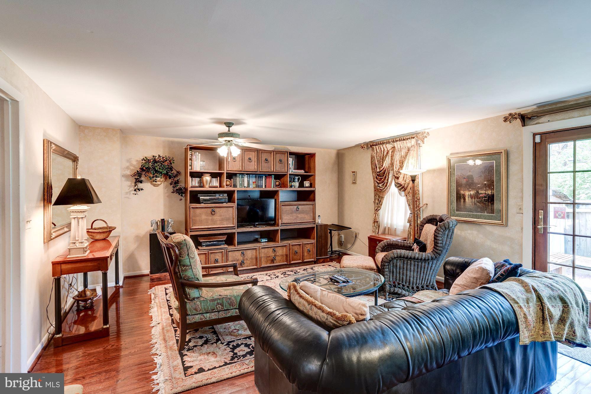 CARDINAL GLEN - Residential