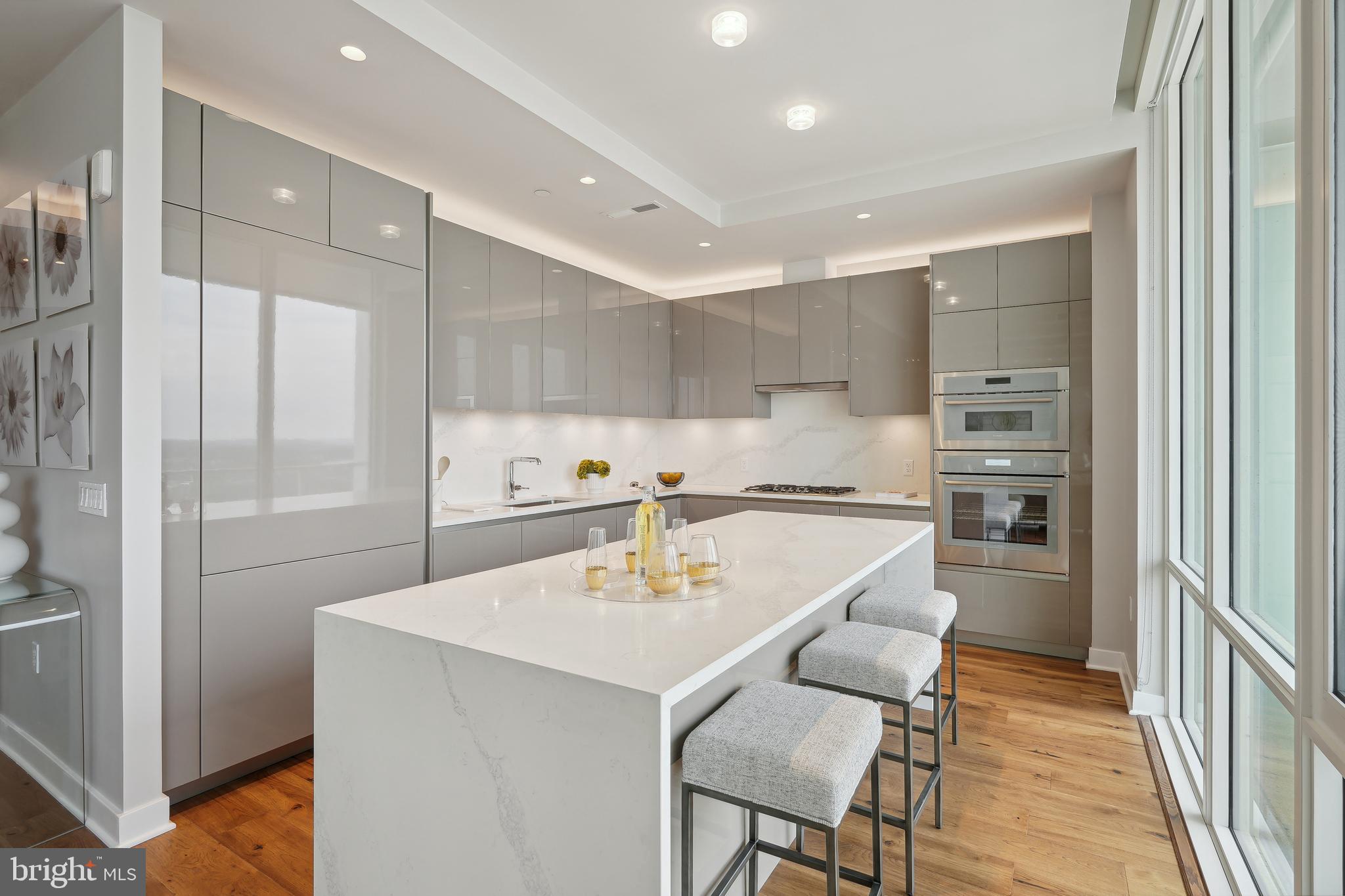 ROSSLYN - Residential